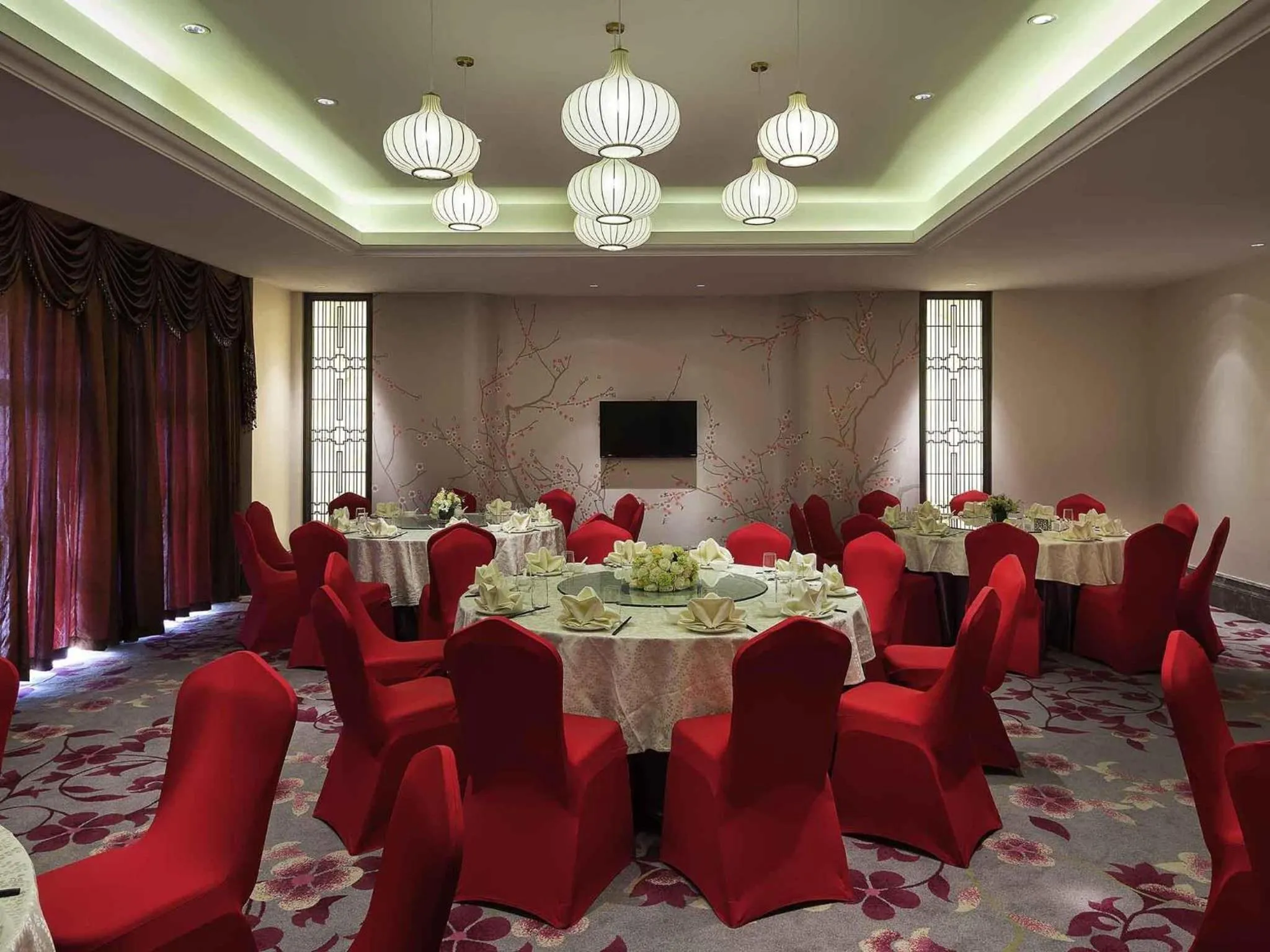 Restaurant/places to eat in Pullman Tangshan