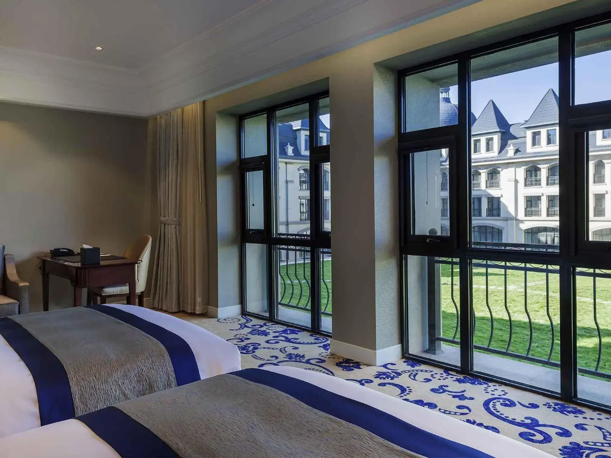 Deluxe Twin Room in Pullman Tangshan Deluxe Twin Room in Pullman Tangshan