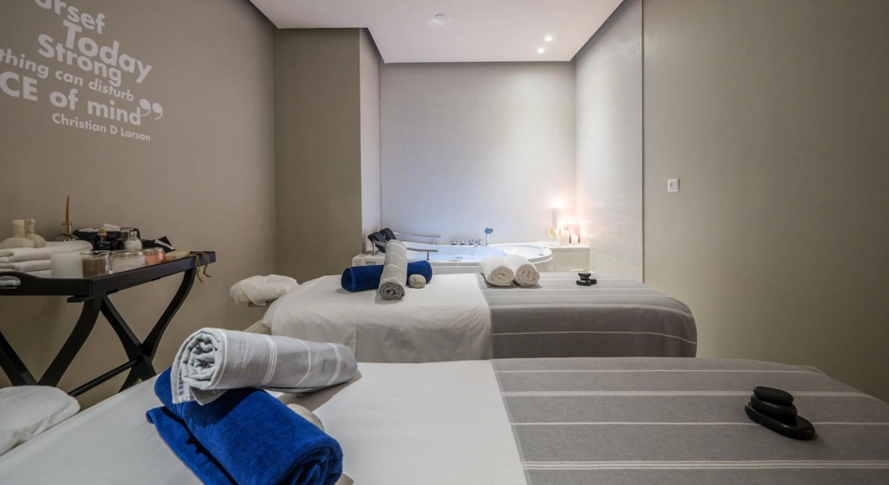 Massage, Bed in David Tower Hotel Netanya by Prima Hotels - 16 years Plus