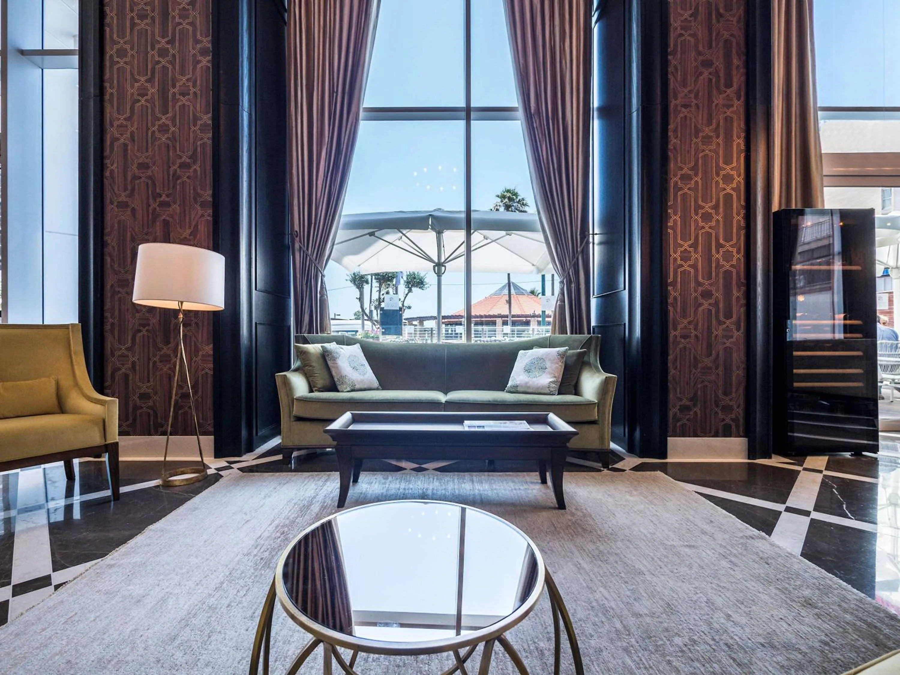 Restaurant/places to eat in David Tower Hotel Netanya by Prima Hotels - 16 years Plus