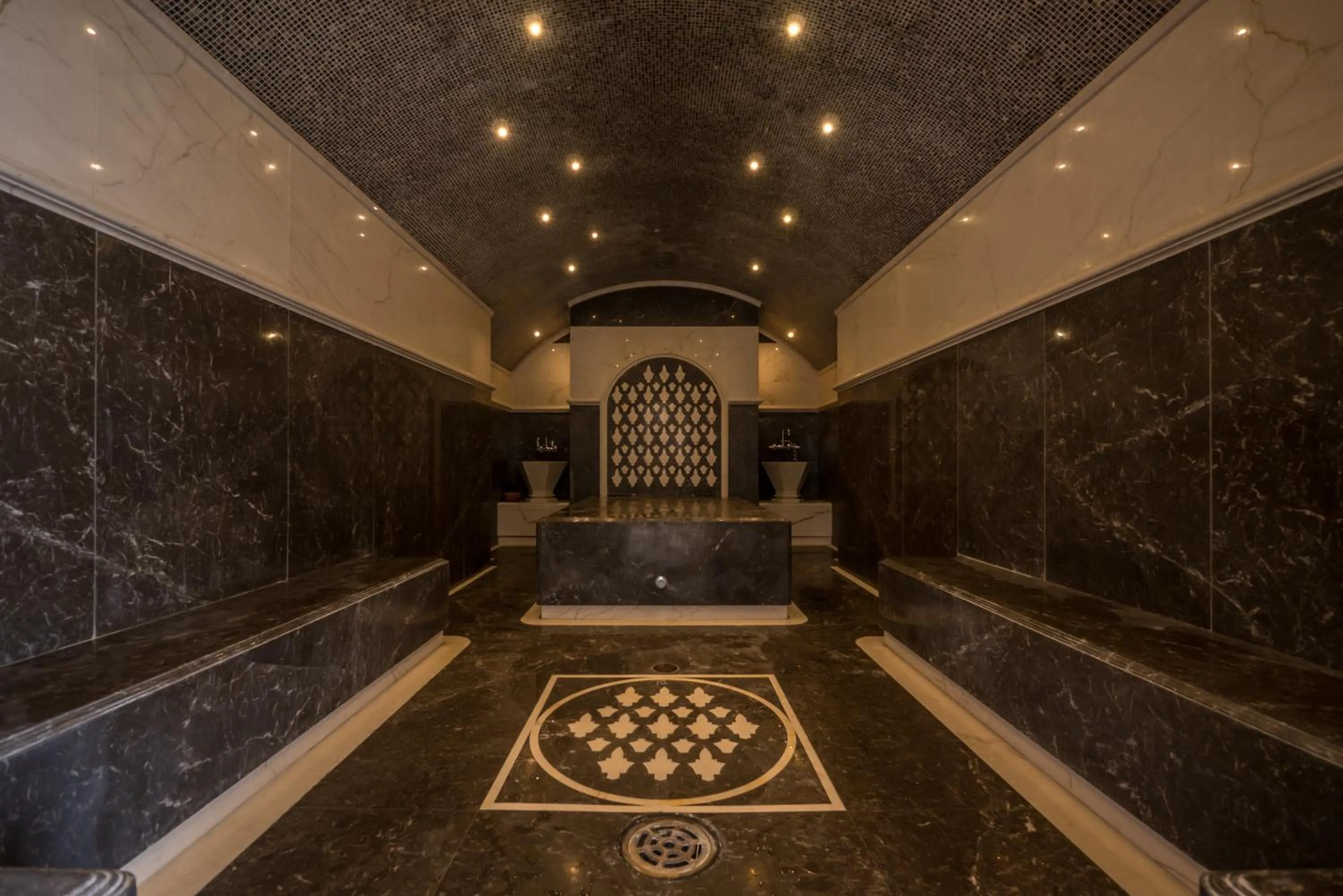 Sauna in David Tower Hotel Netanya by Prima Hotels - 16 years Plus