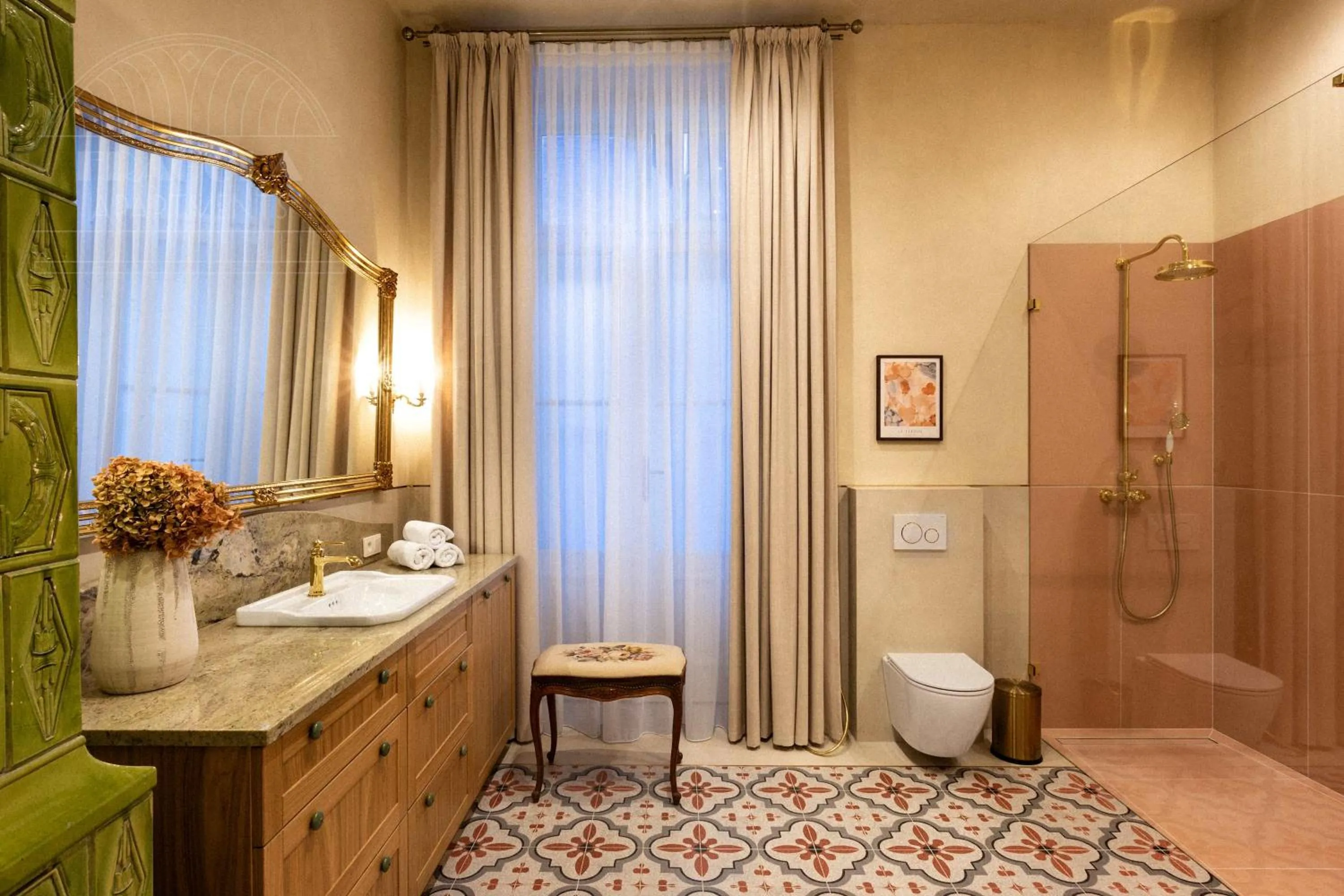 Shower in Fragola Apartments Old Town