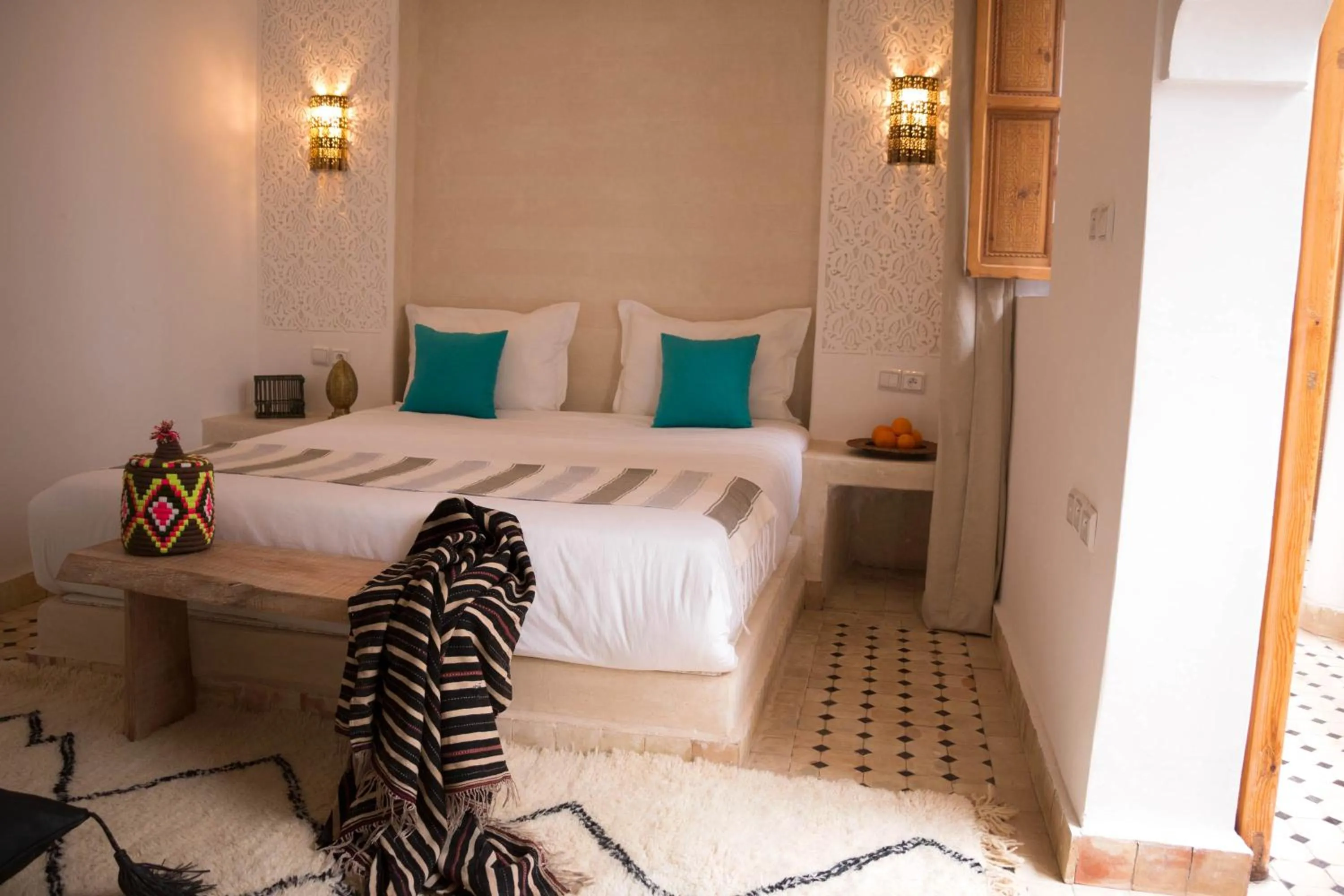 Photo of the whole room, Bed in Riad Lamzia