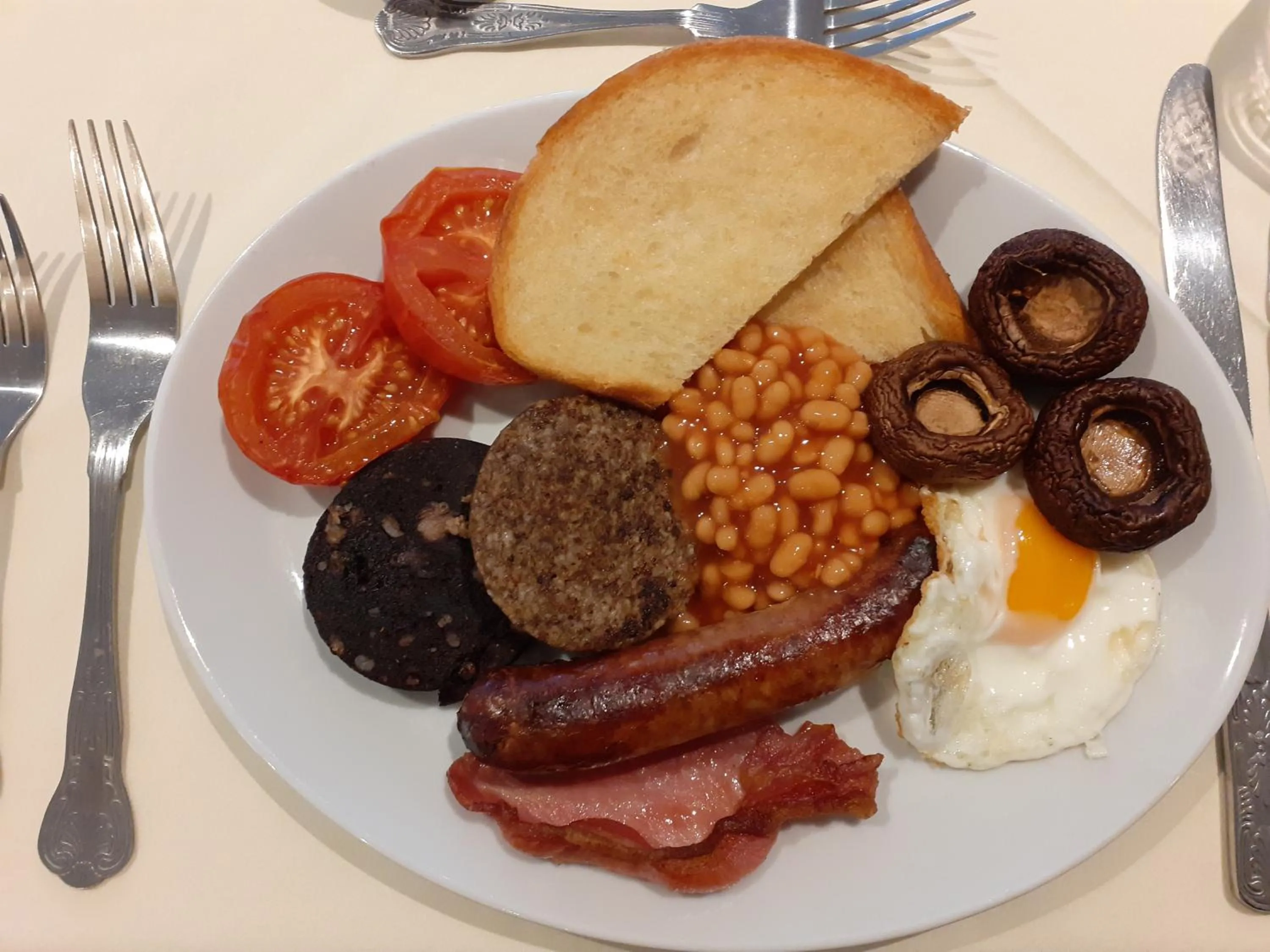 Food and drinks in The Twice Brewed Inn