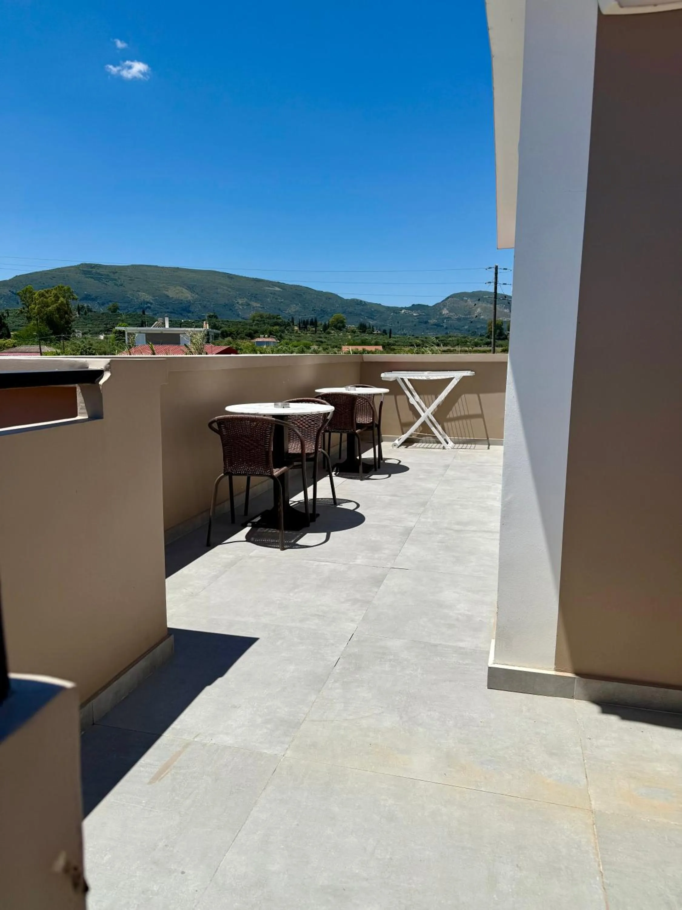 Balcony/Terrace in Paradise Apartments