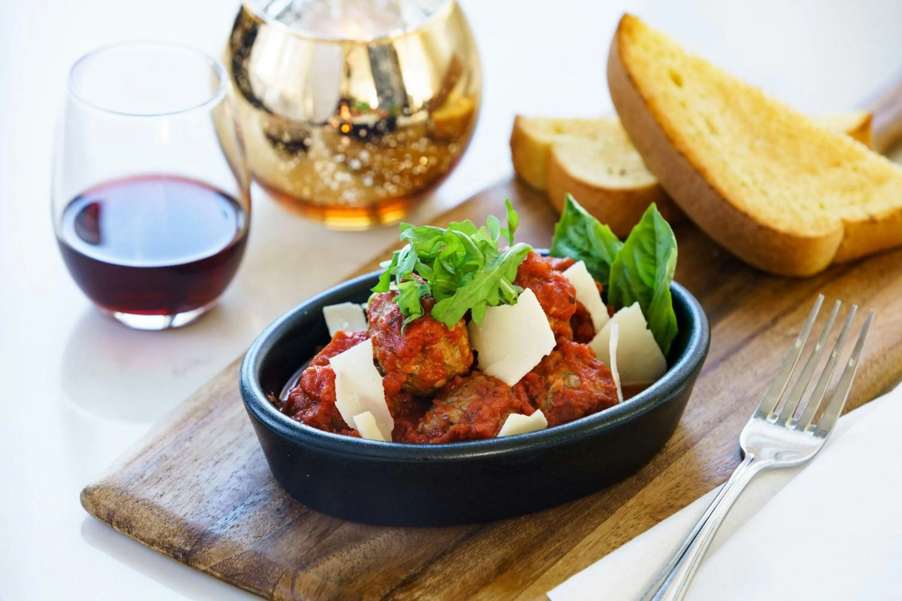 Restaurant/places to eat in Courtyard by Marriott Los Angeles Woodland Hills