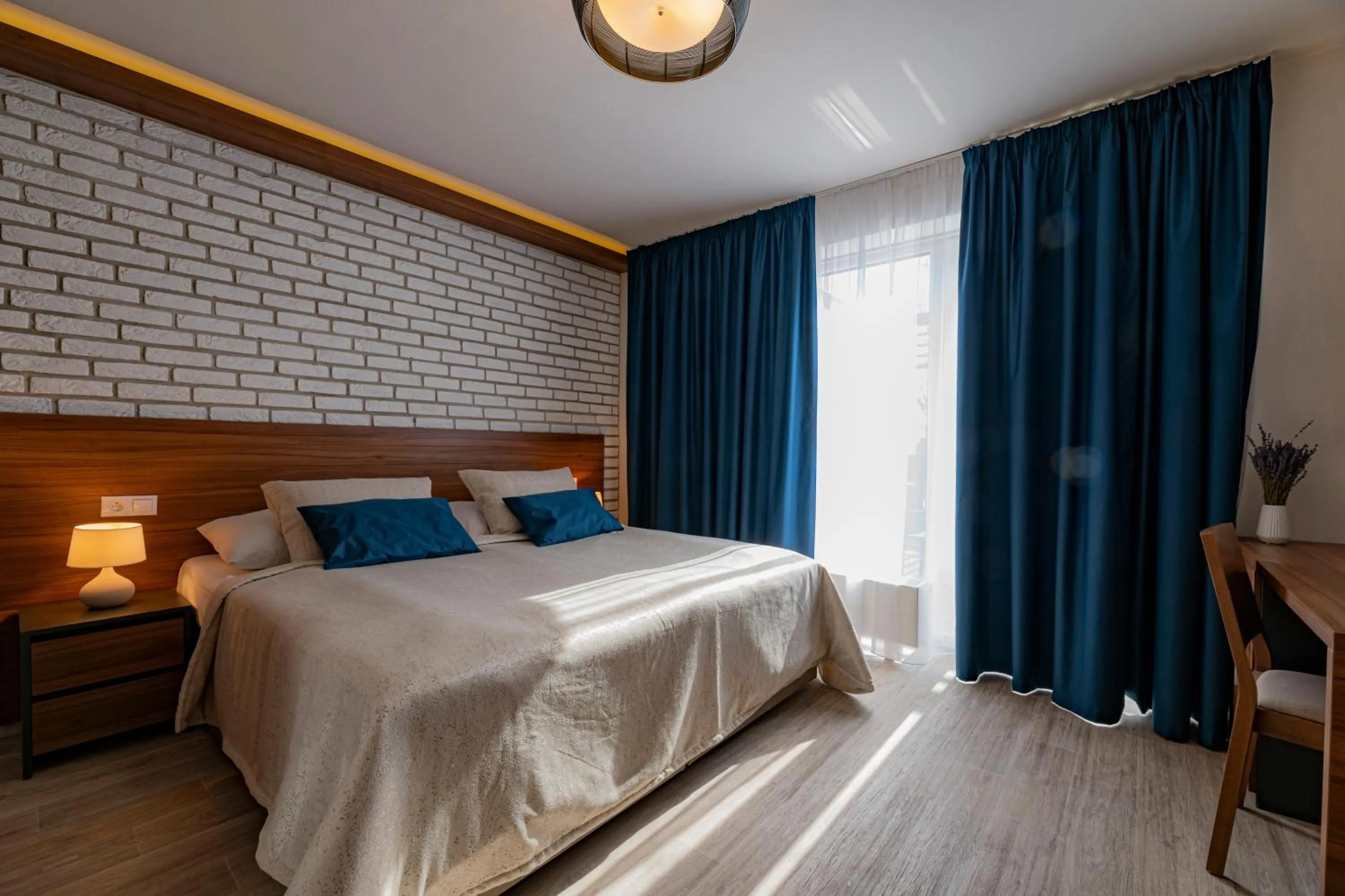 Bed in Hotel Aqualand Inn