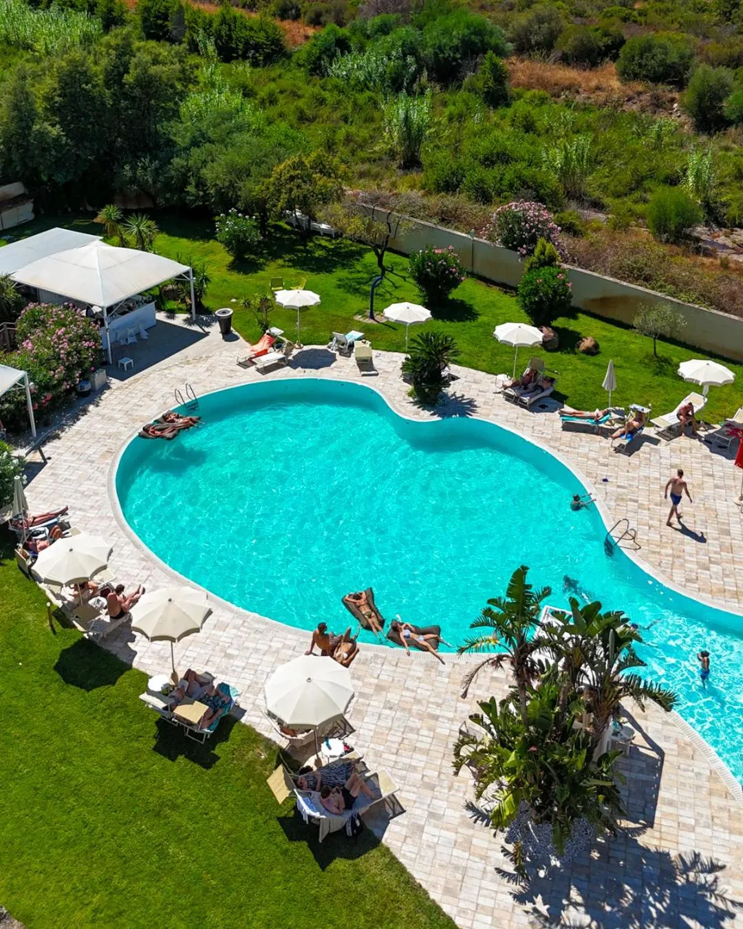 Swimming pool in Hotel San Teodoro