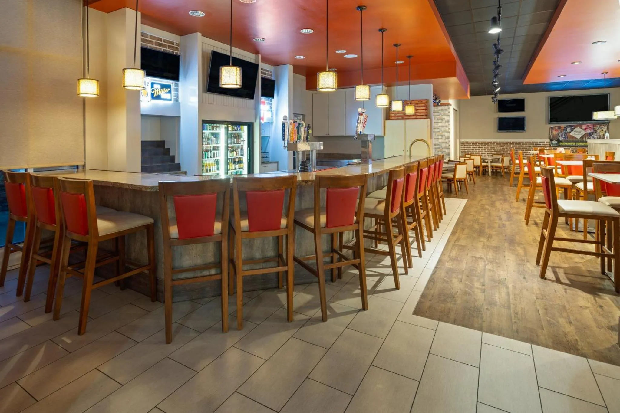 Lounge or bar in Holiday Inn Pearl - Jackson Area by IHG