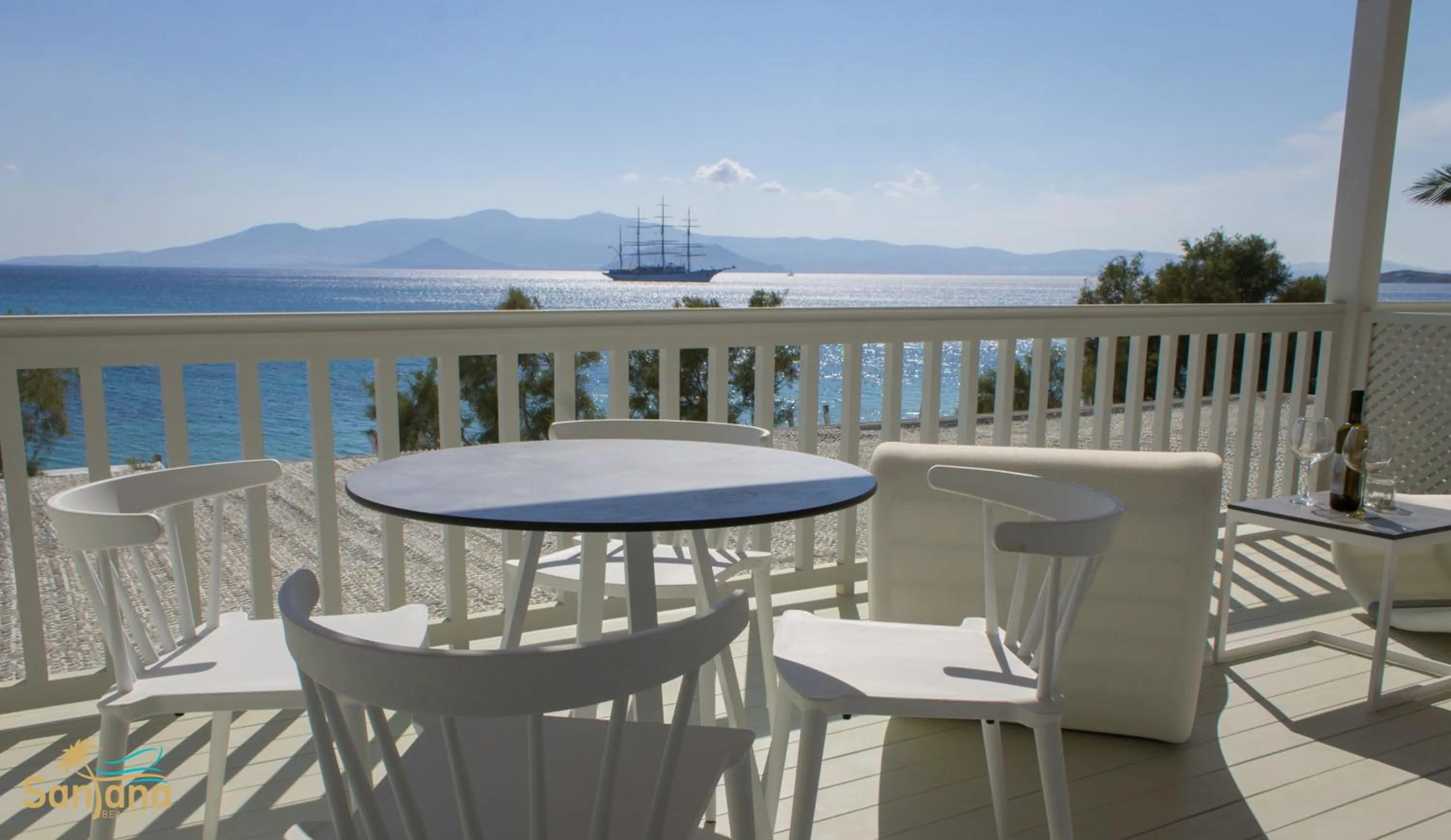 Property building in Santana Beach