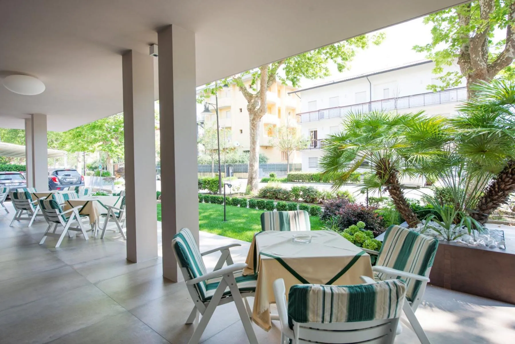 Patio in Hotel Bella Zurigo