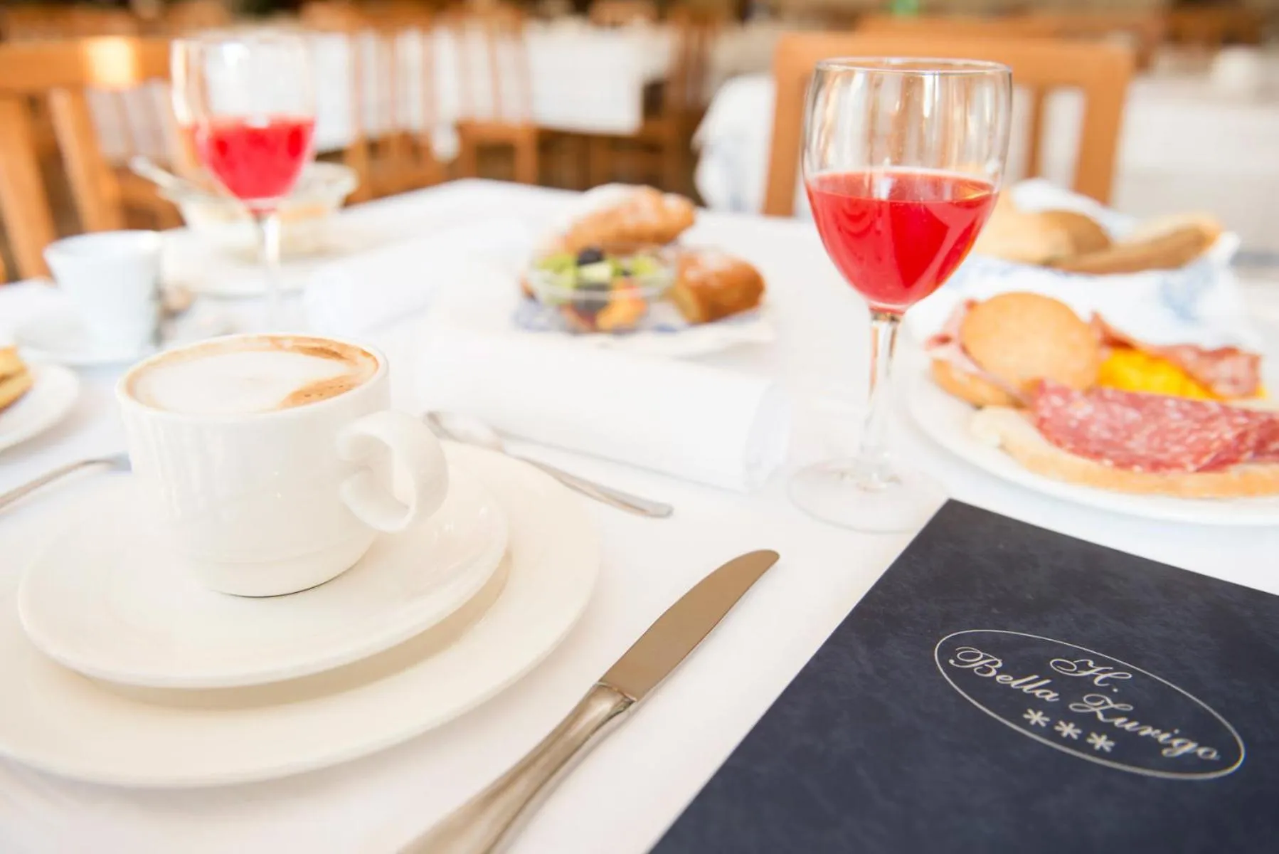 Food and drinks in Hotel Bella Zurigo