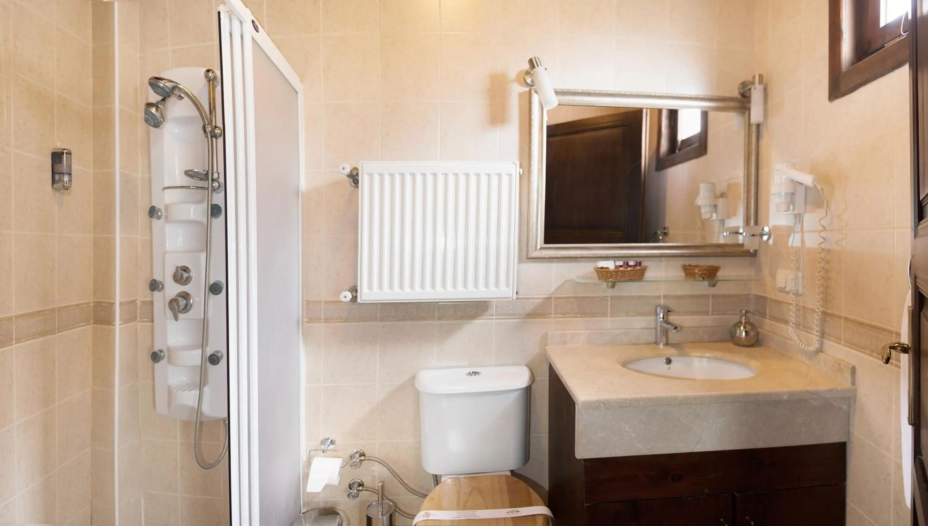 Bathroom in Uğurlu Konakları