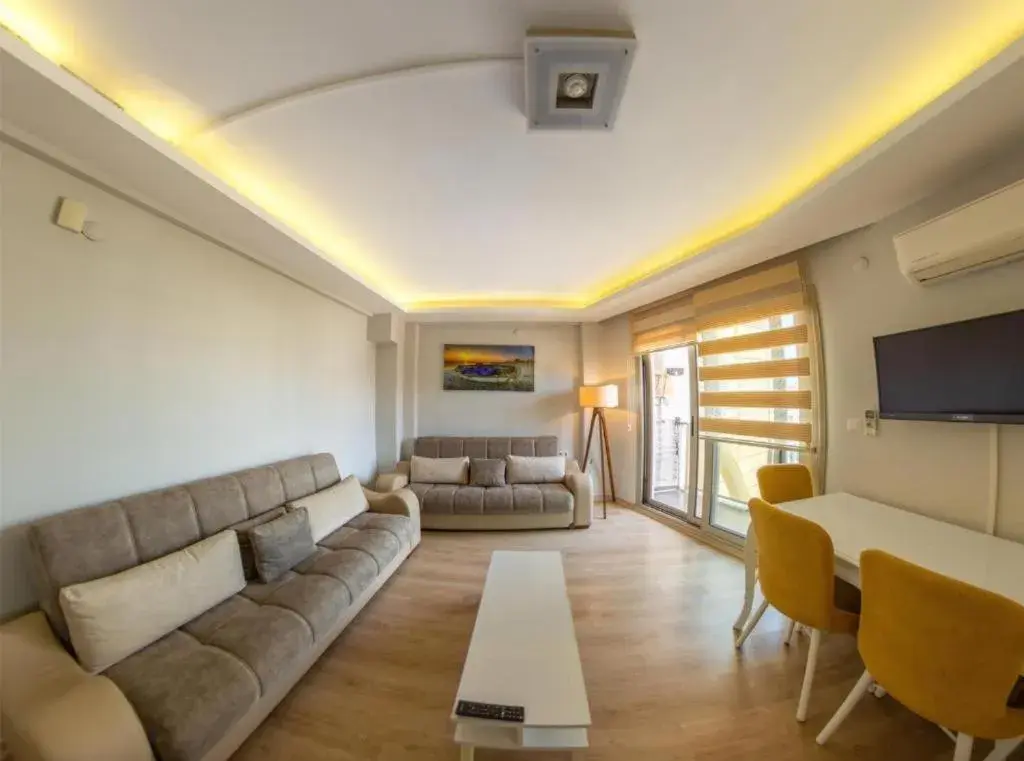 Deluxe Family Room in Sigacik Marina Apart Hotel Deluxe Family Room in Sigacik Marina Apart Hotel