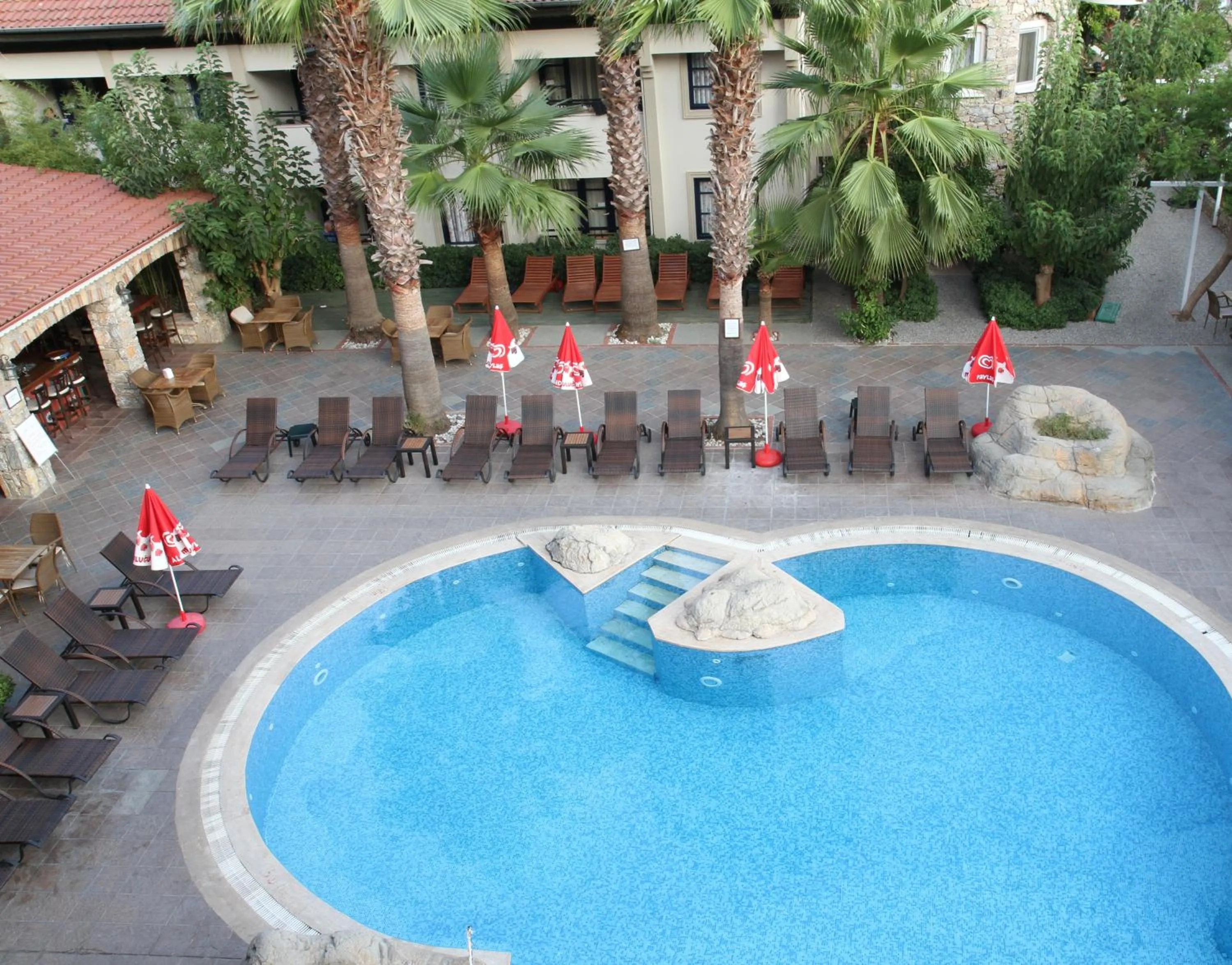 Pool view in Sun Blue Apart Hotel