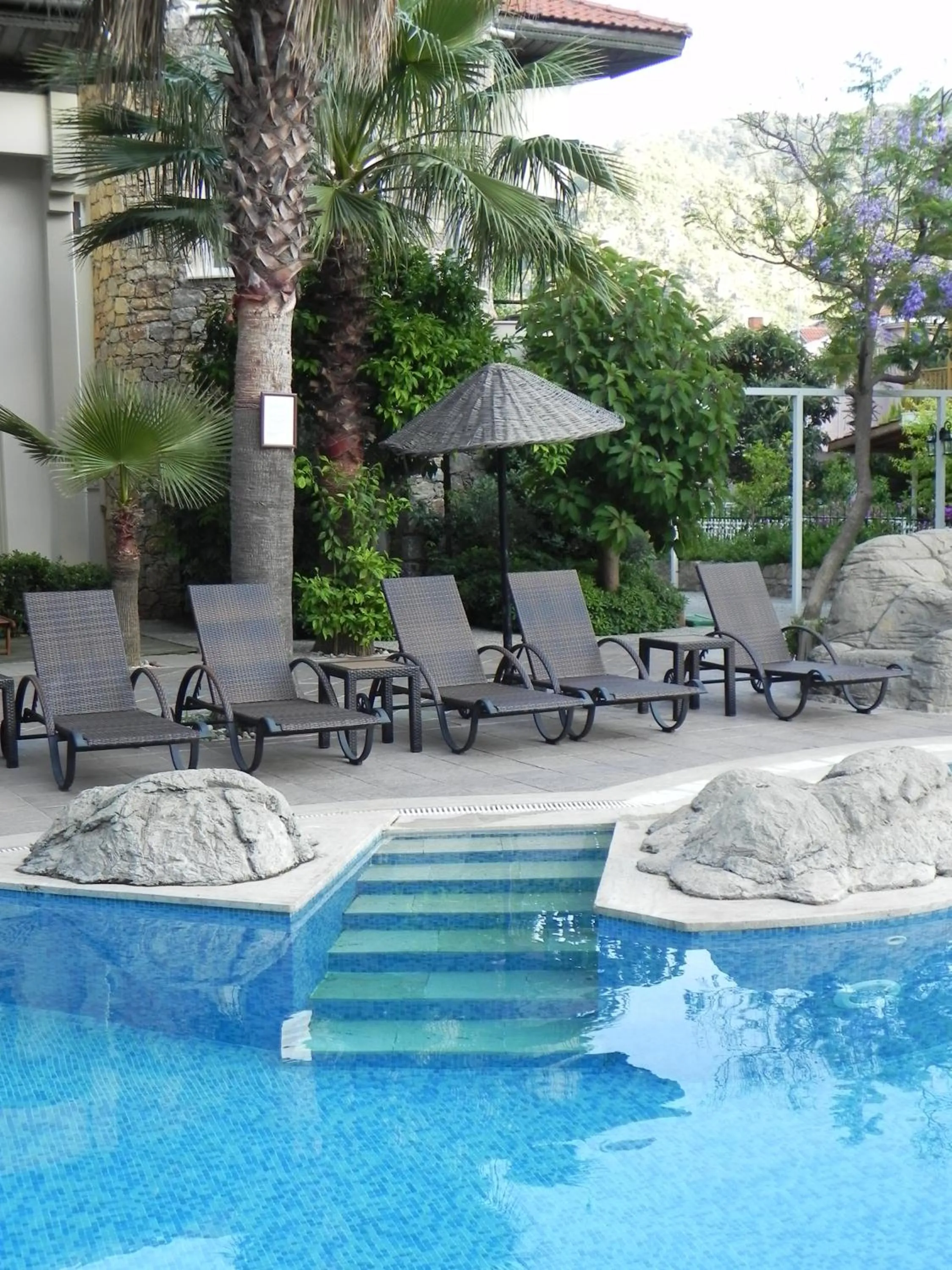 Swimming pool in Sun Blue Apart Hotel