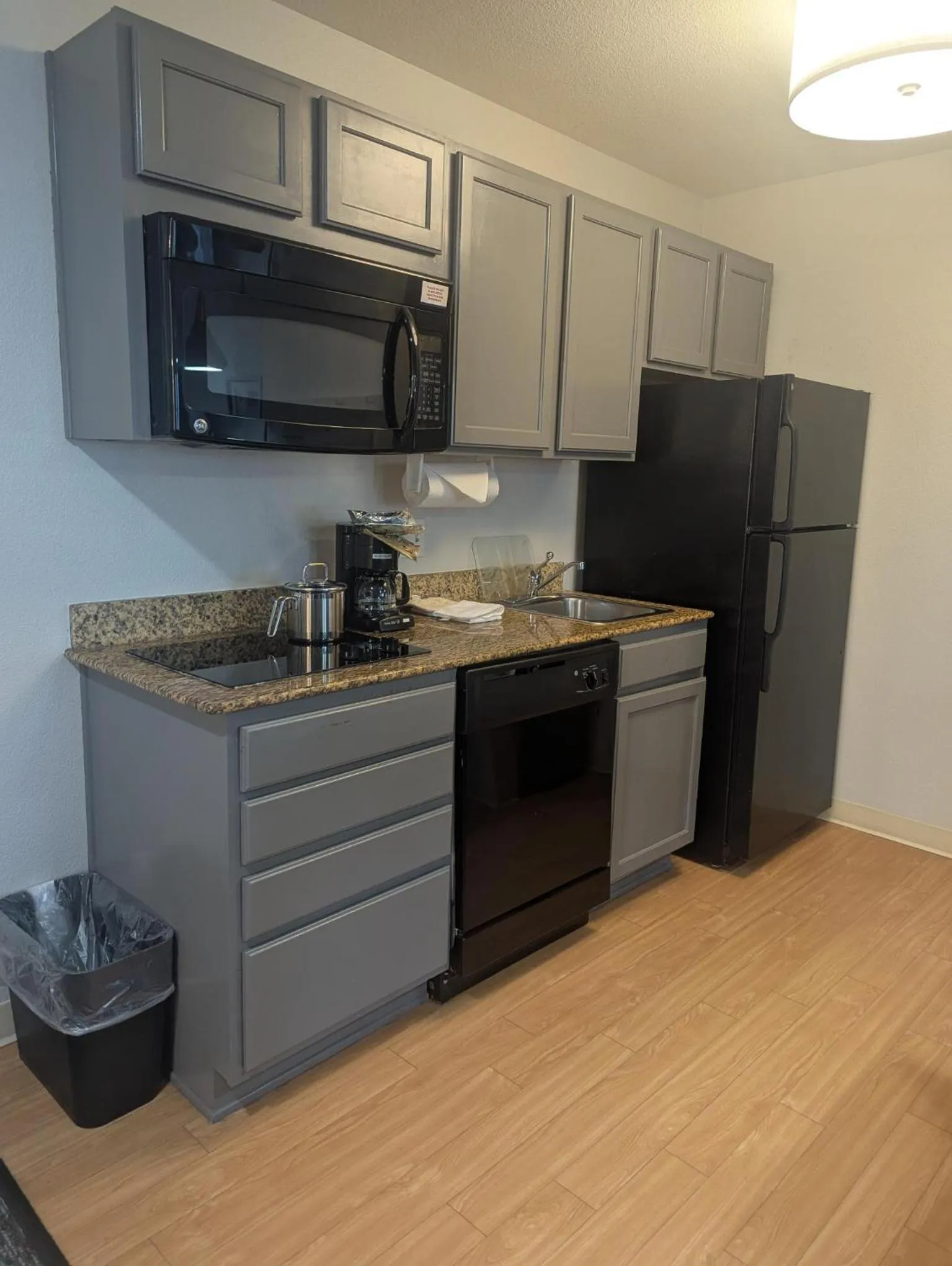 Kitchen or kitchenette in Candlewood Suites Loveland by IHG