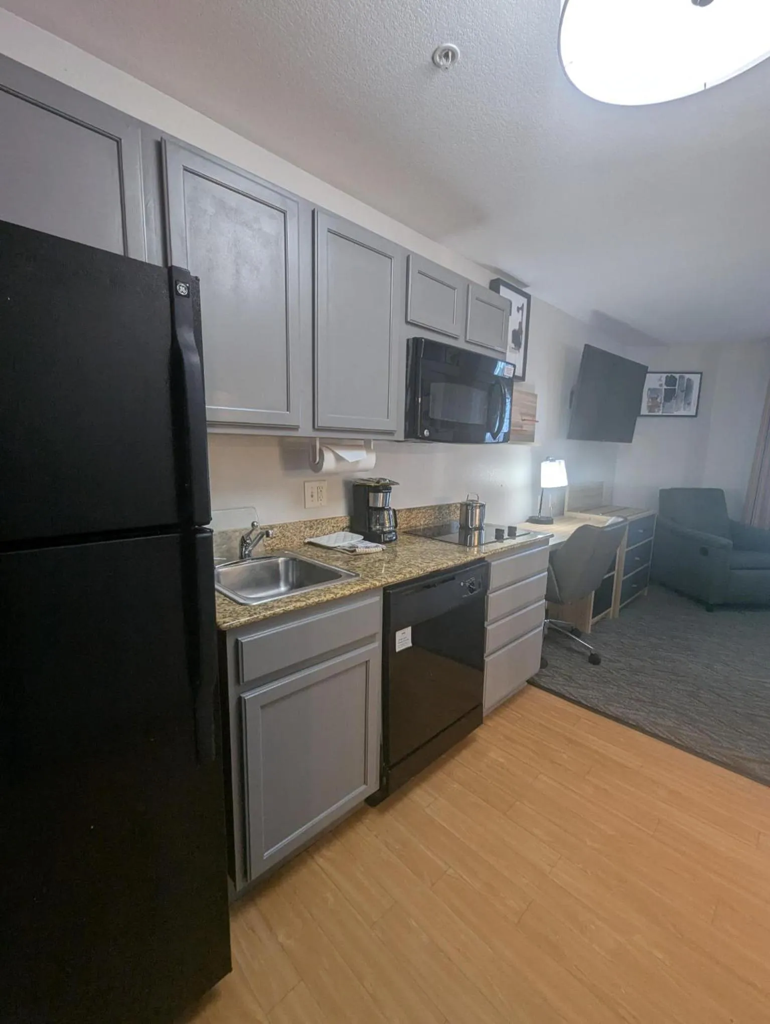 Kitchen or kitchenette in Candlewood Suites Loveland by IHG