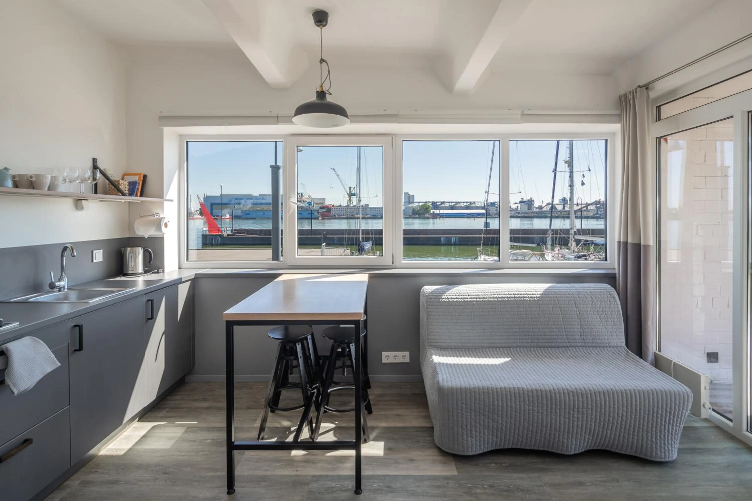 Bed in Smiltynės Jachtklubas