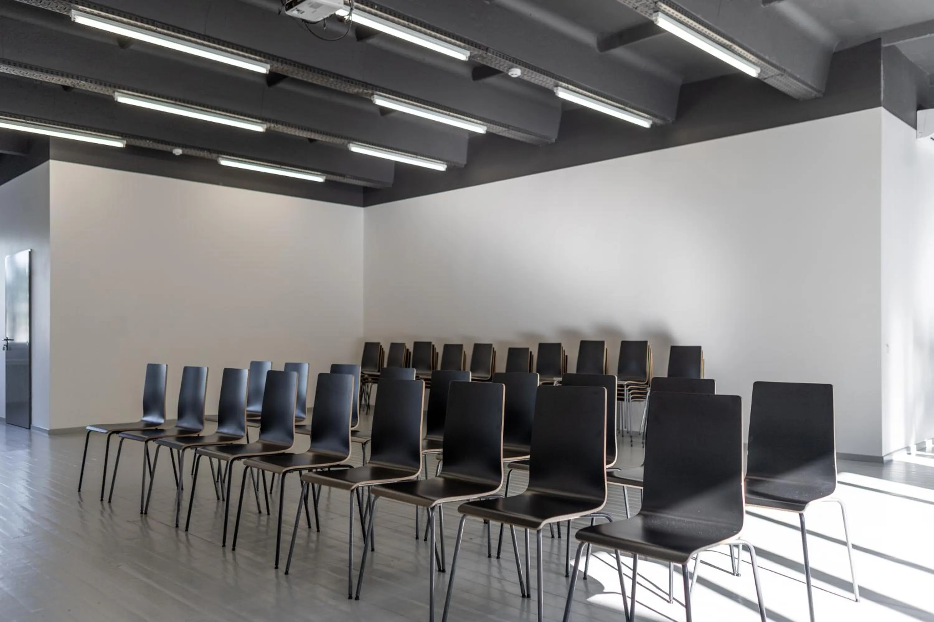 Restaurant/places to eat in Smiltynės Jachtklubas