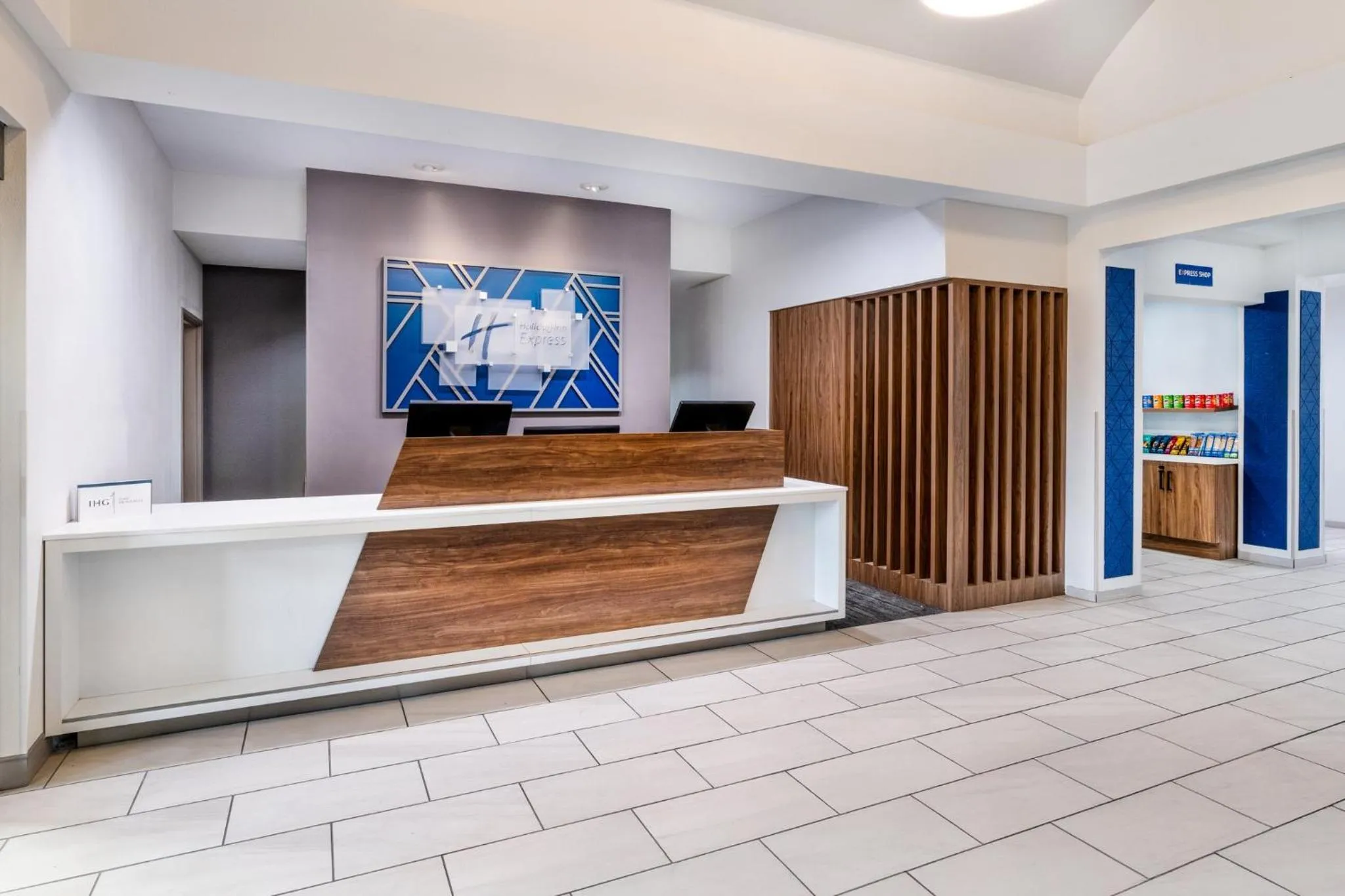 Property building in Holiday Inn Express Hotel & Suites Loveland by IHG