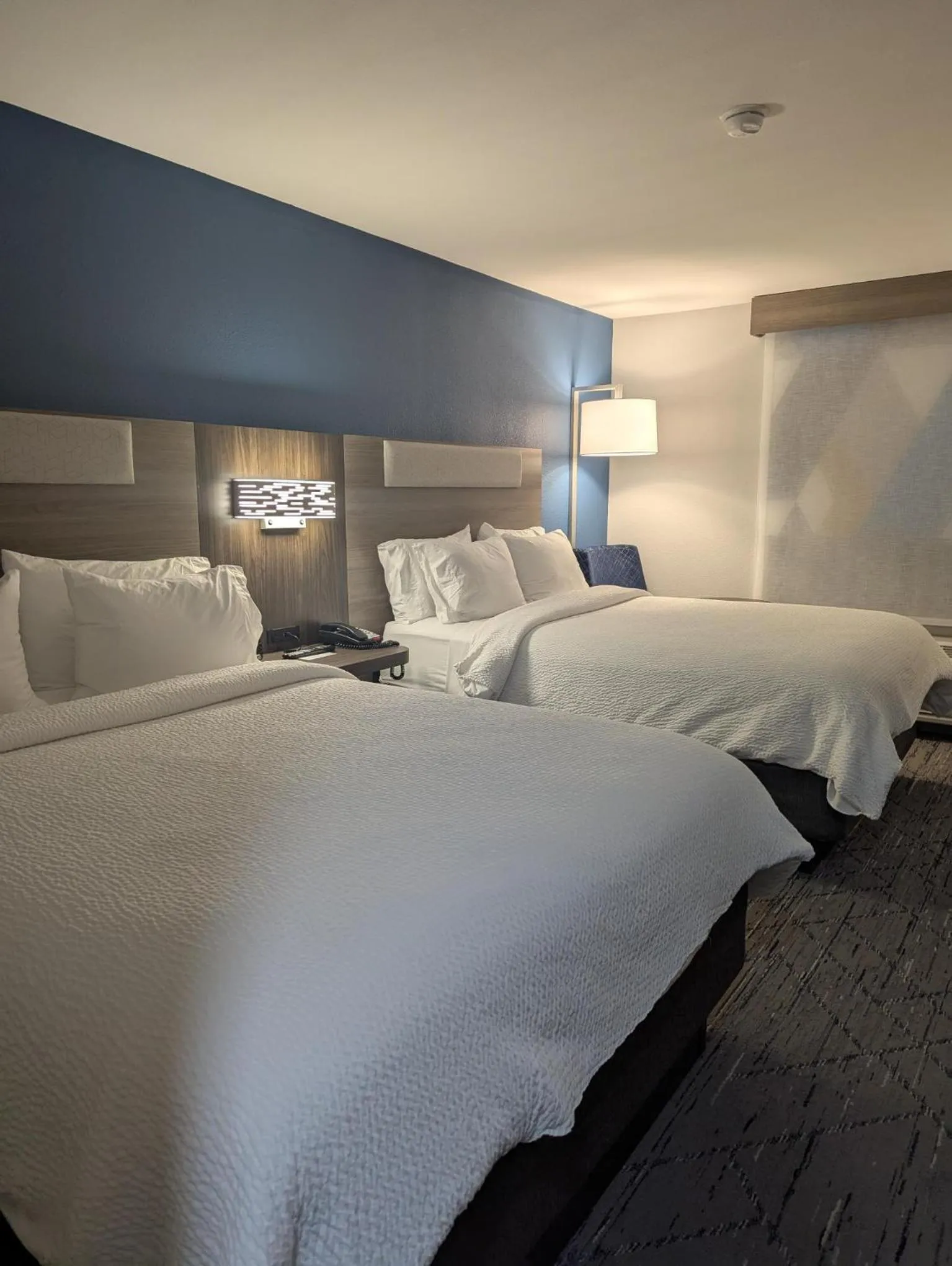 Bed in Holiday Inn Express Hotel & Suites Loveland by IHG