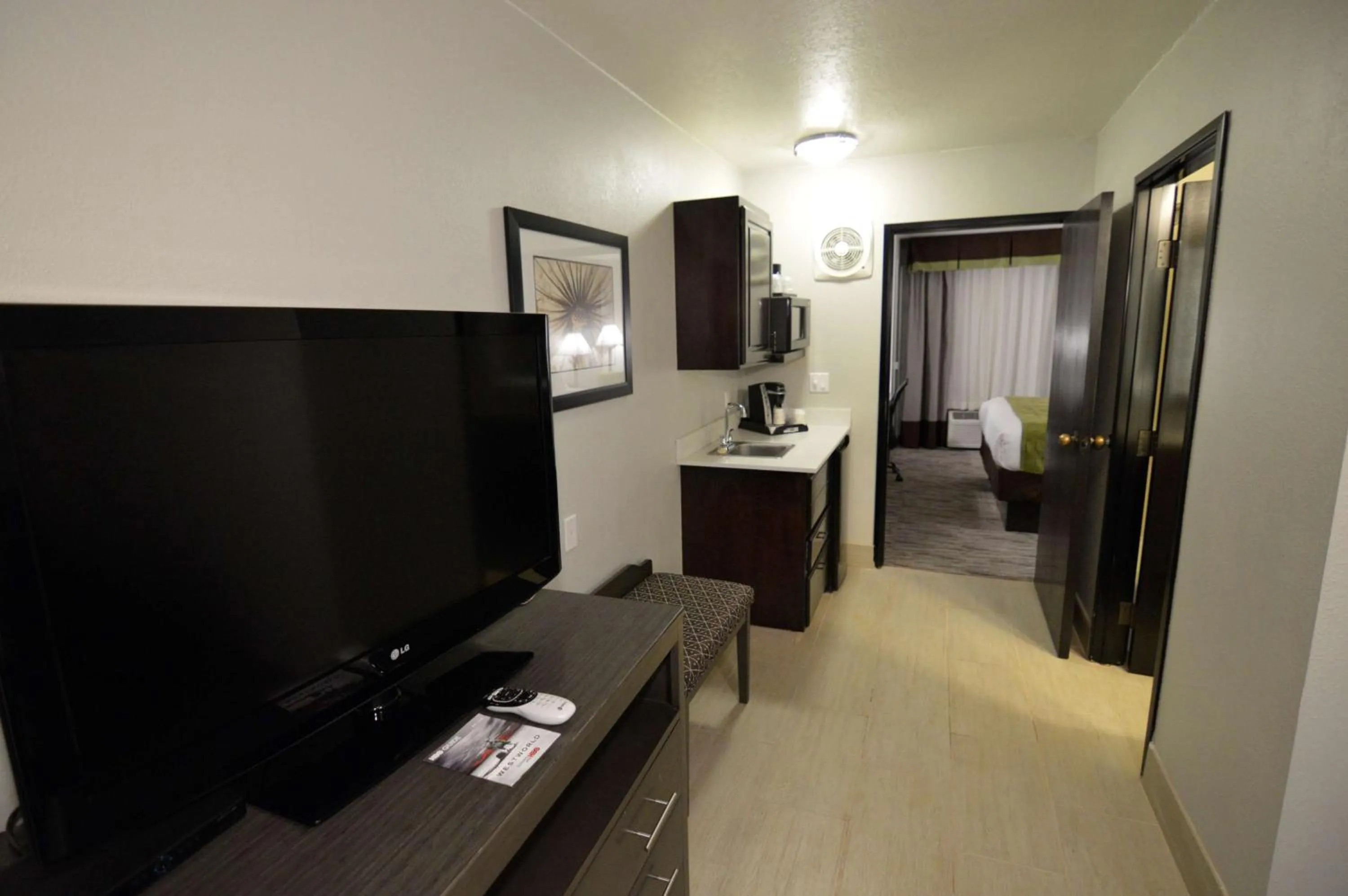 Bedroom in Best Western Plus Liberal Hotel & Suites