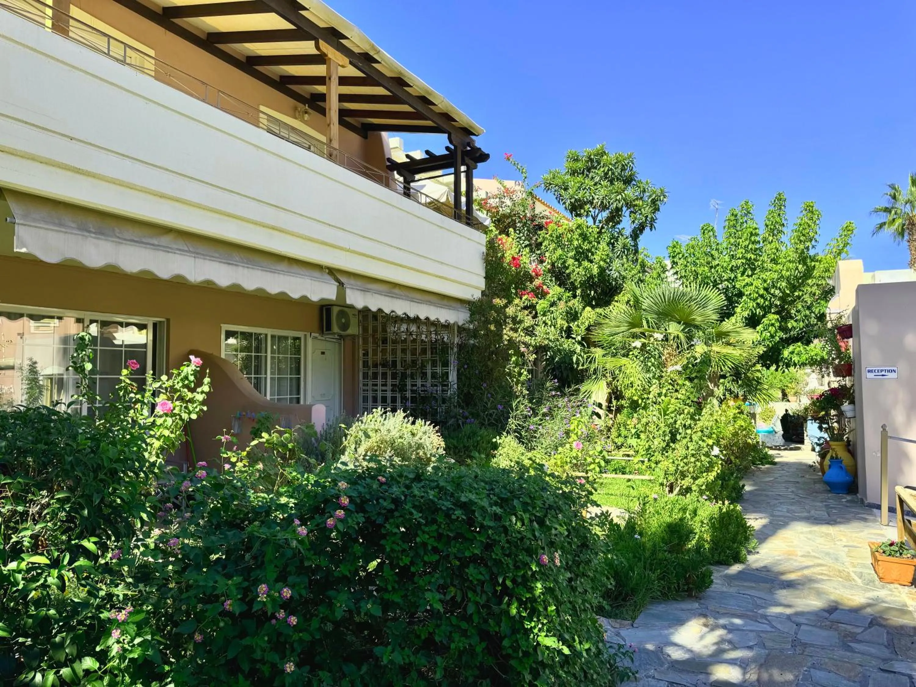 Garden in Sun Rise Hotel Apartments