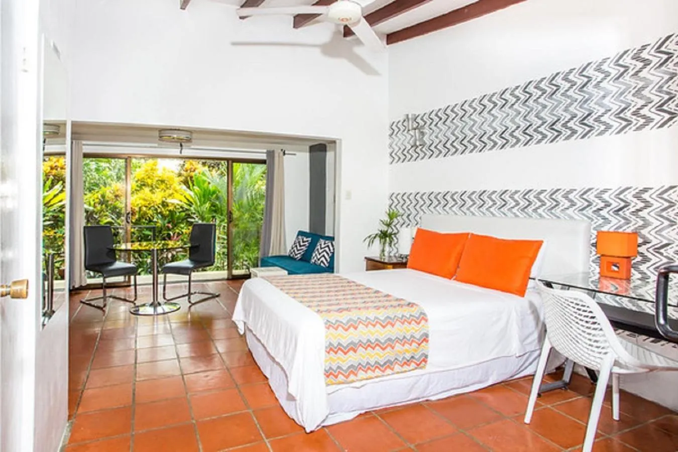Bed in Tico Tico Villas - Adult Only