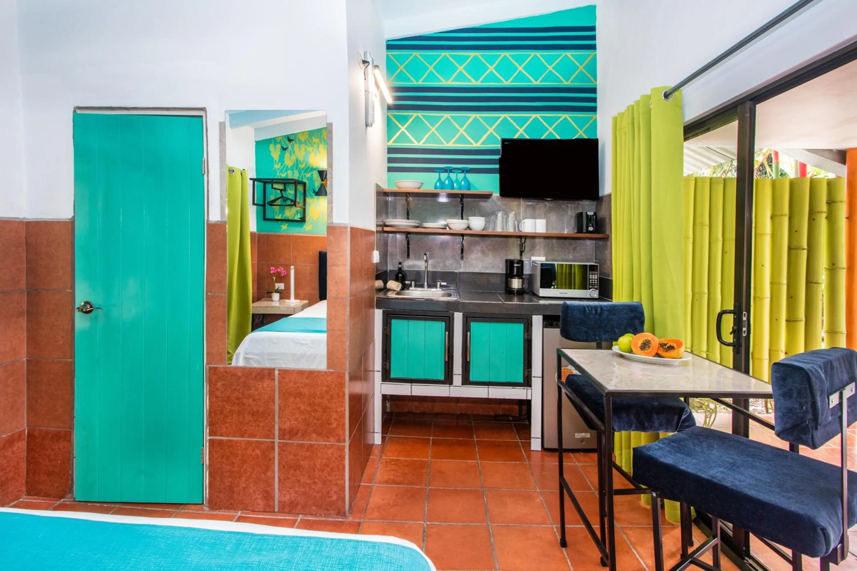 Kitchen or kitchenette in Tico Tico Villas - Adult Only