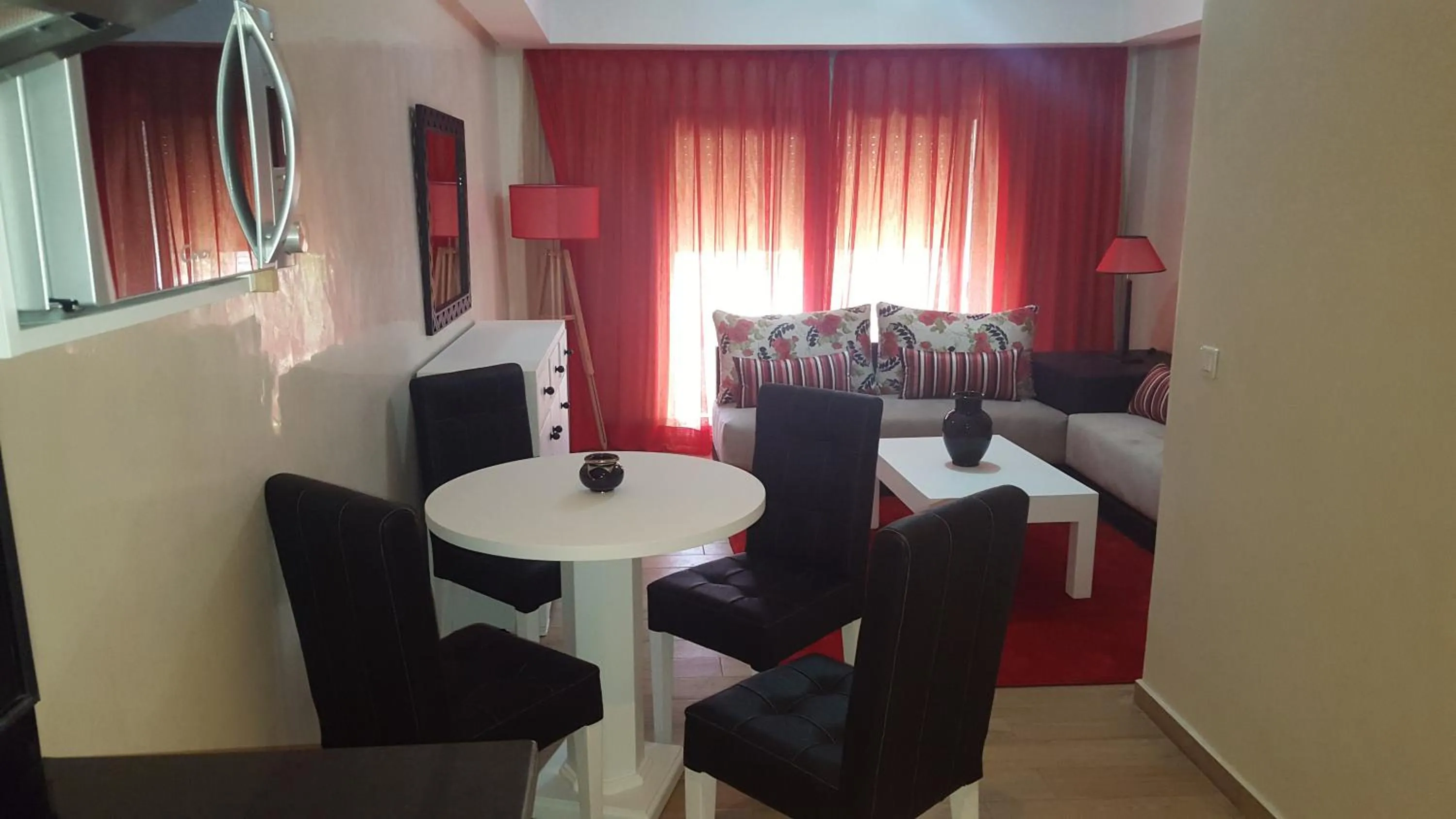 Dining area in Rofaida Appart'Hotel