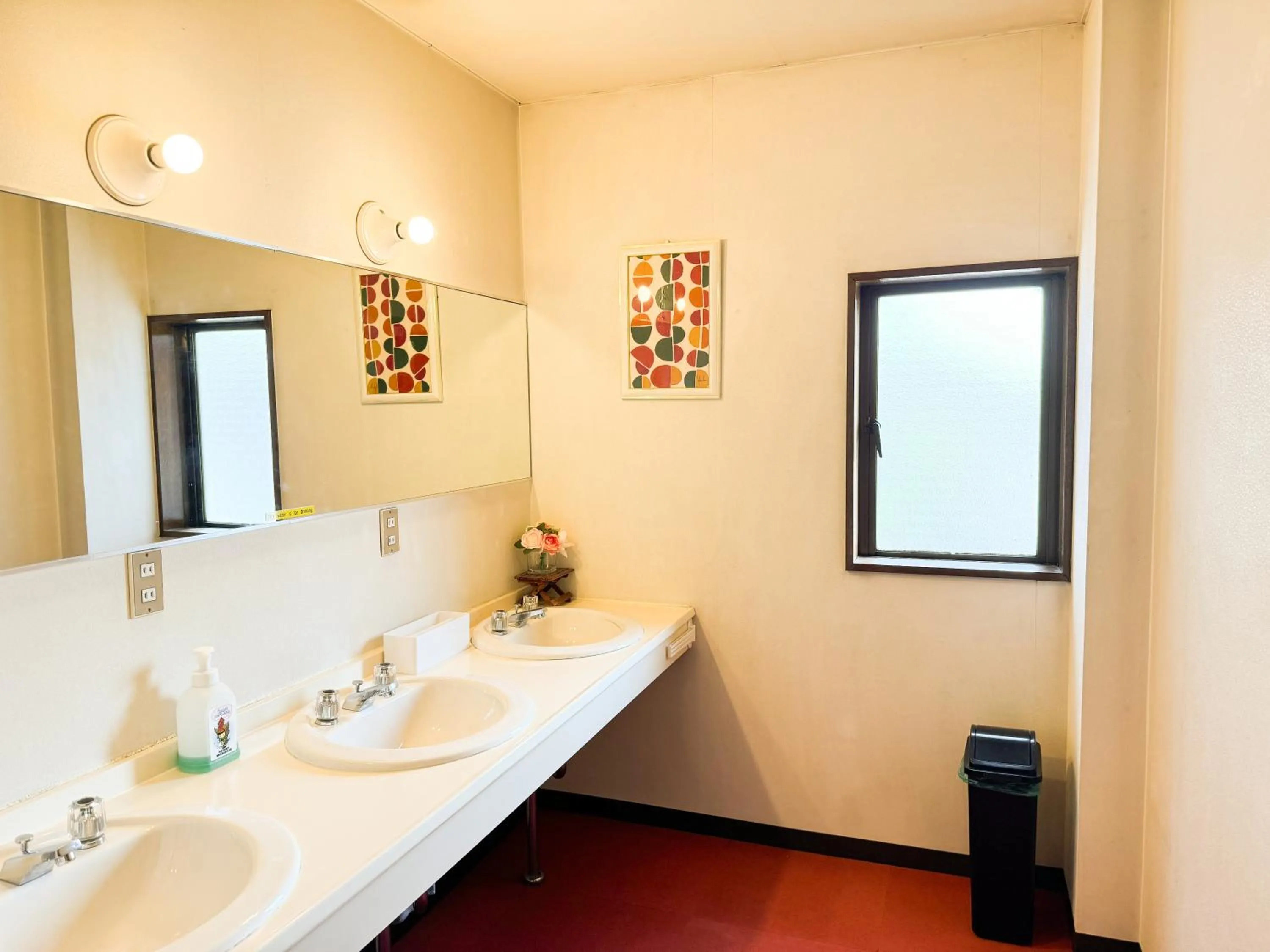 Area and facilities in Belle Vue Nishiura