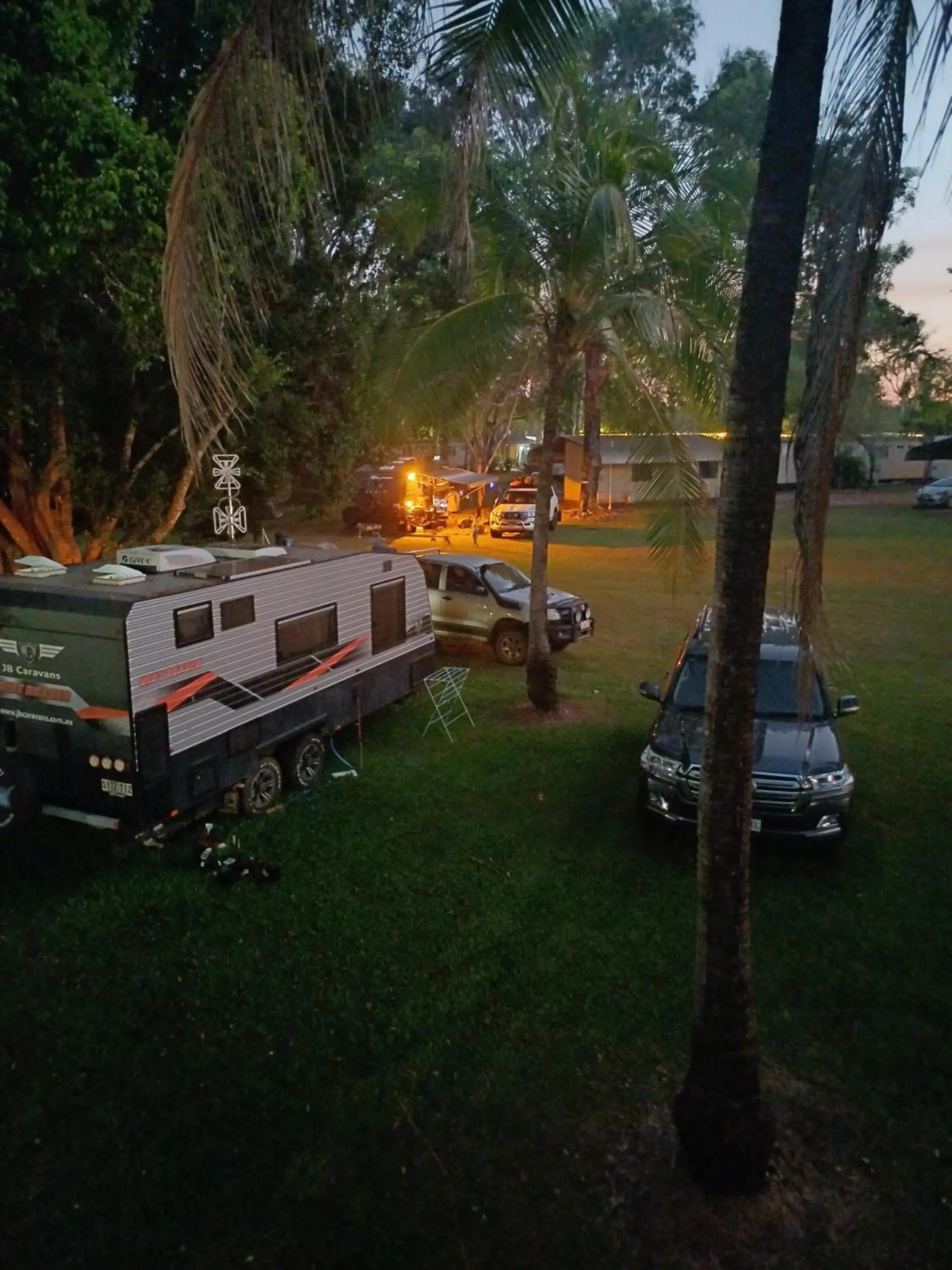 Garden in AAOK Lakes Resort and Caravan Park