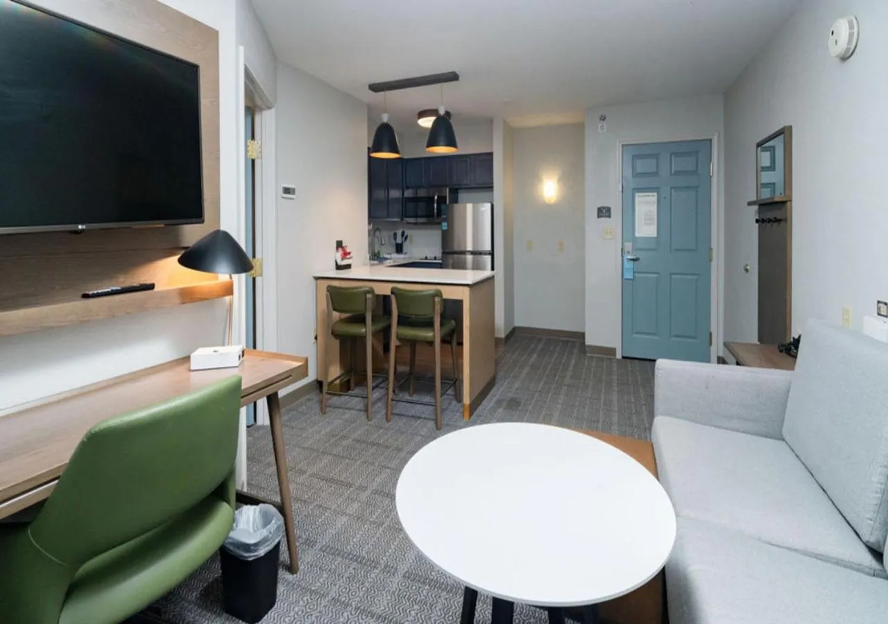 Living room in Staybridge Suites Jackson by IHG