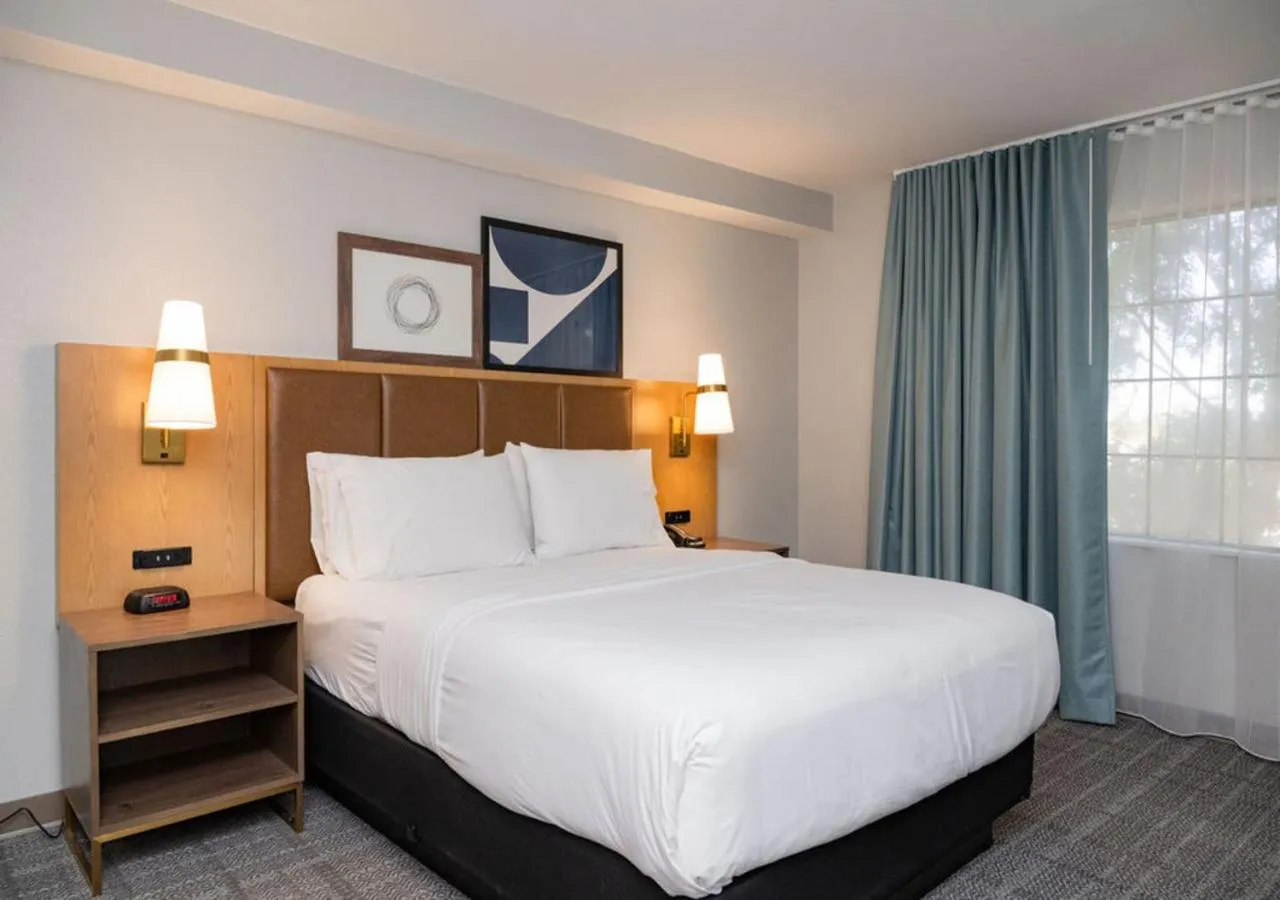 Bed in Staybridge Suites Jackson by IHG