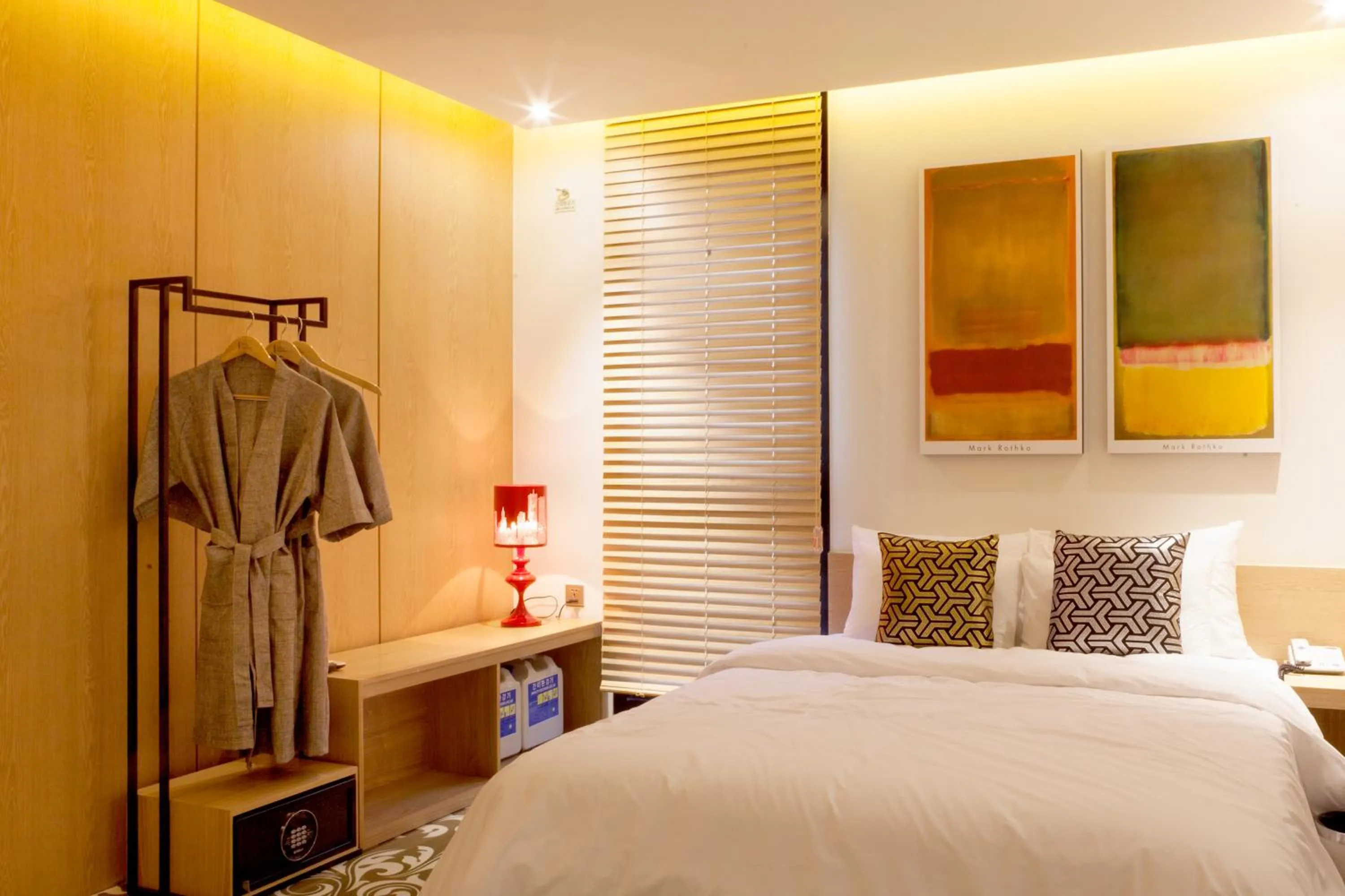 Photo of the whole room, Bed in Hotel Sienna