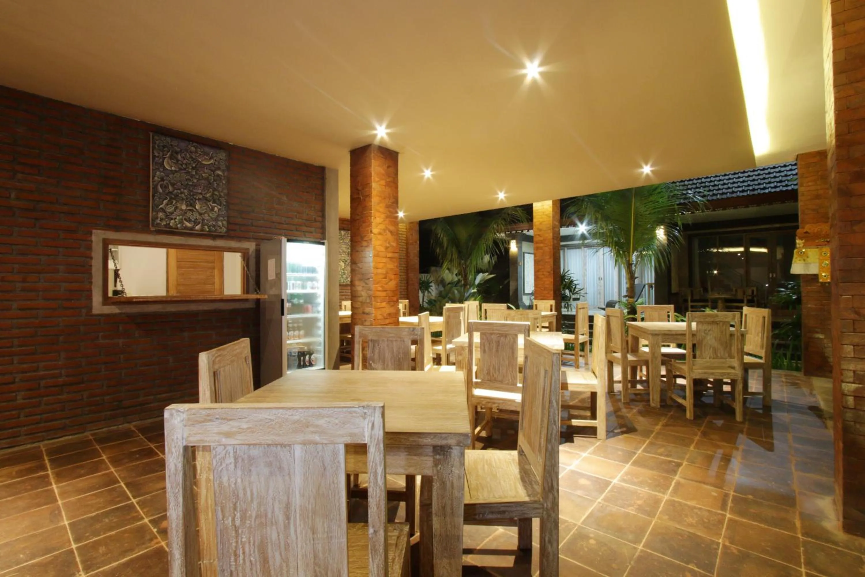 Restaurant/places to eat in Batu Empug Ubud by Mahaputra