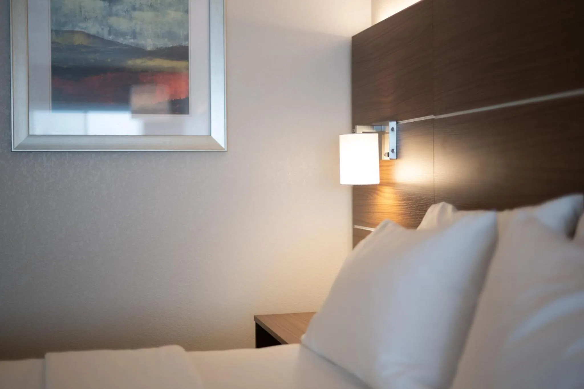 Photo of the whole room, Bed in Holiday Inn Express Houghton-Keweenaw by IHG