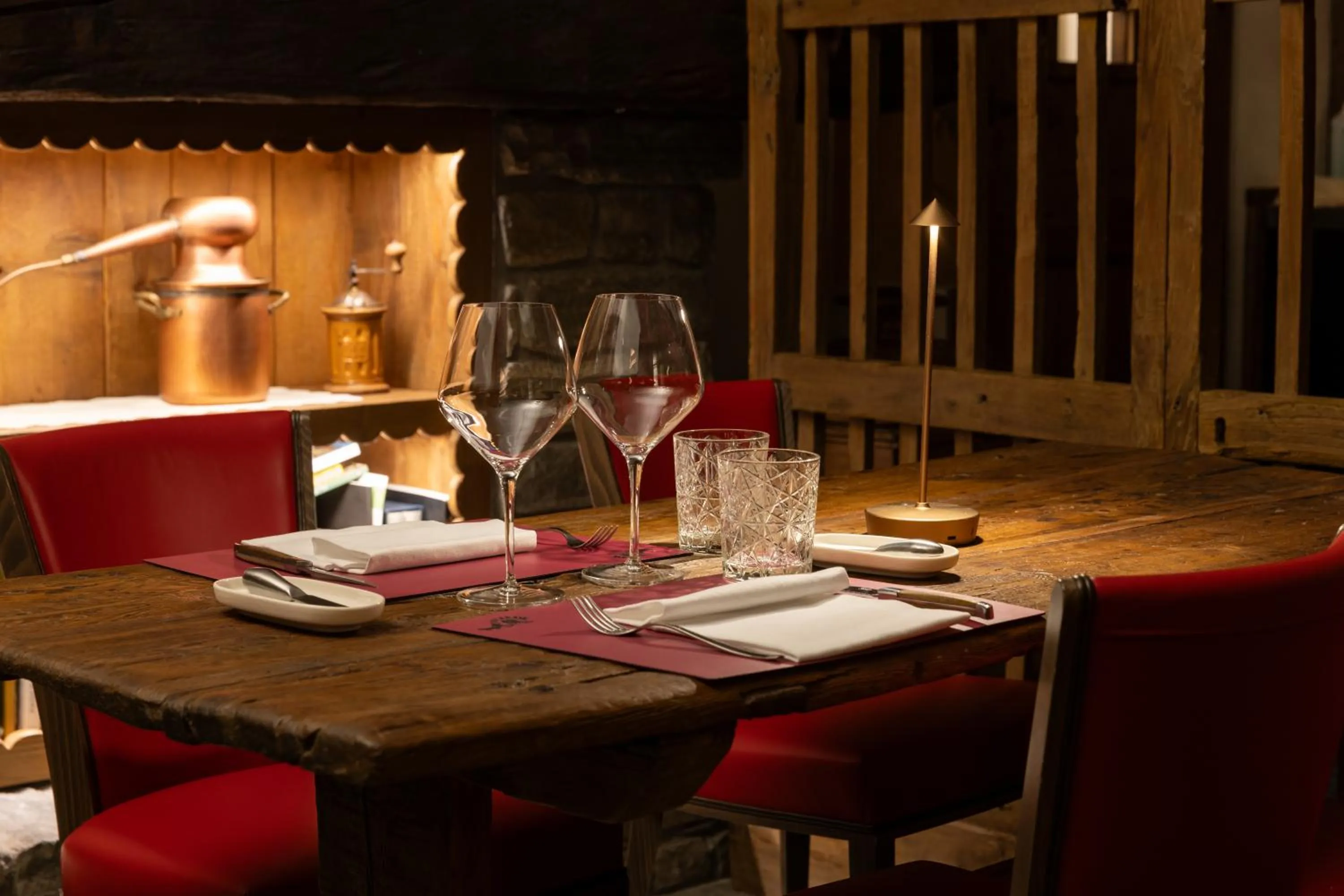 Restaurant/places to eat in Hotel & Restaurant Le Charaban