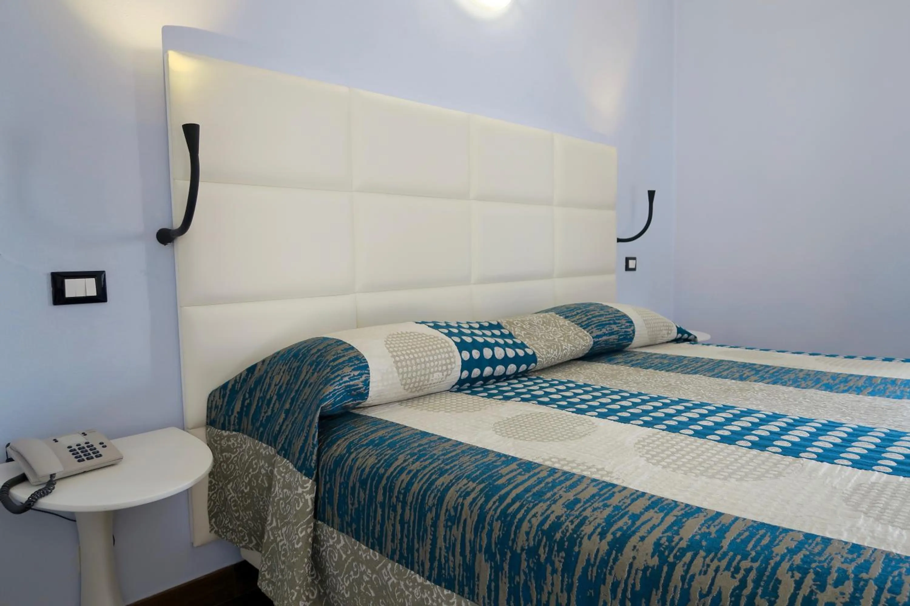 Bedroom, Bed in Albergo Visconti