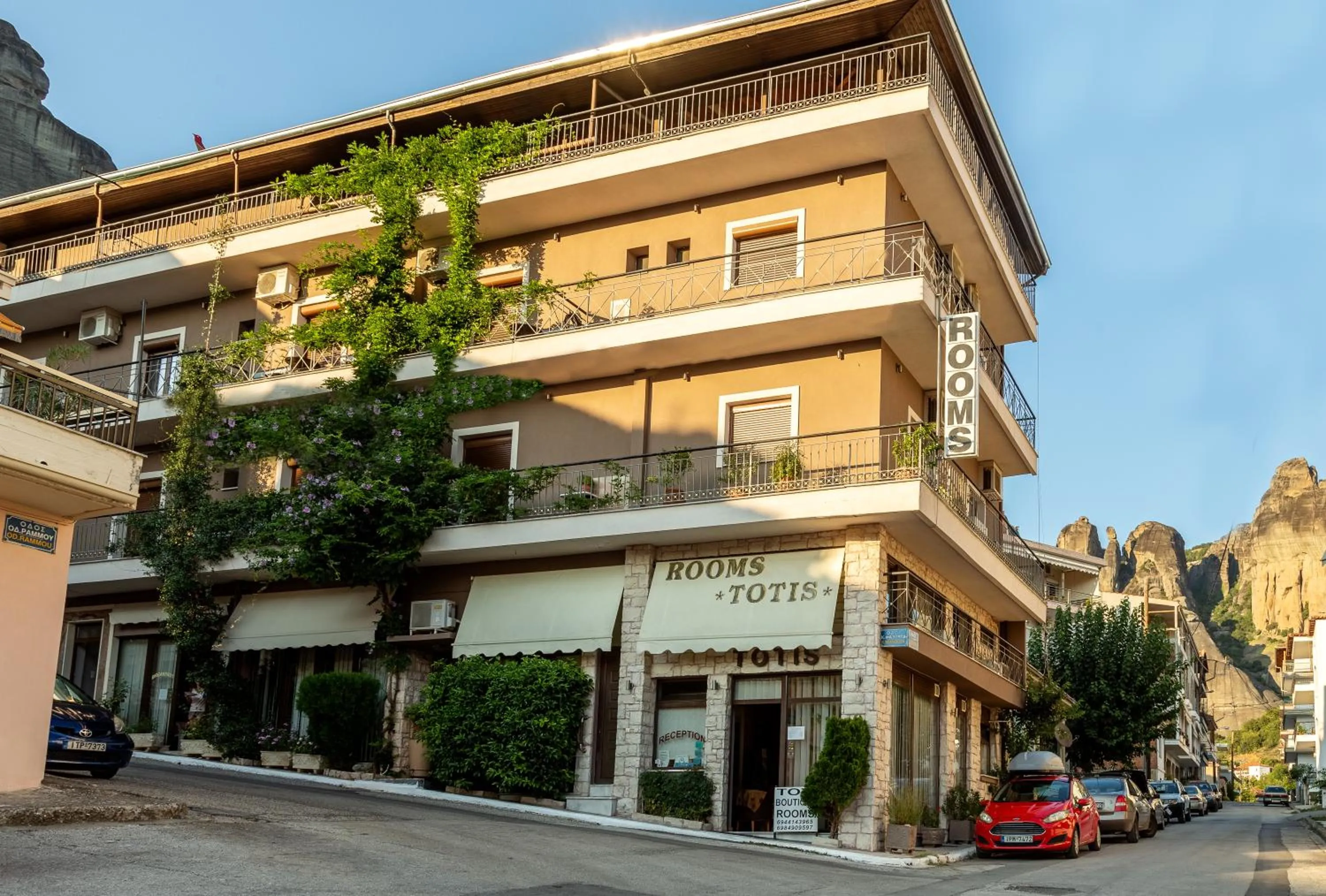 Street view in Toti Boutique Rooms