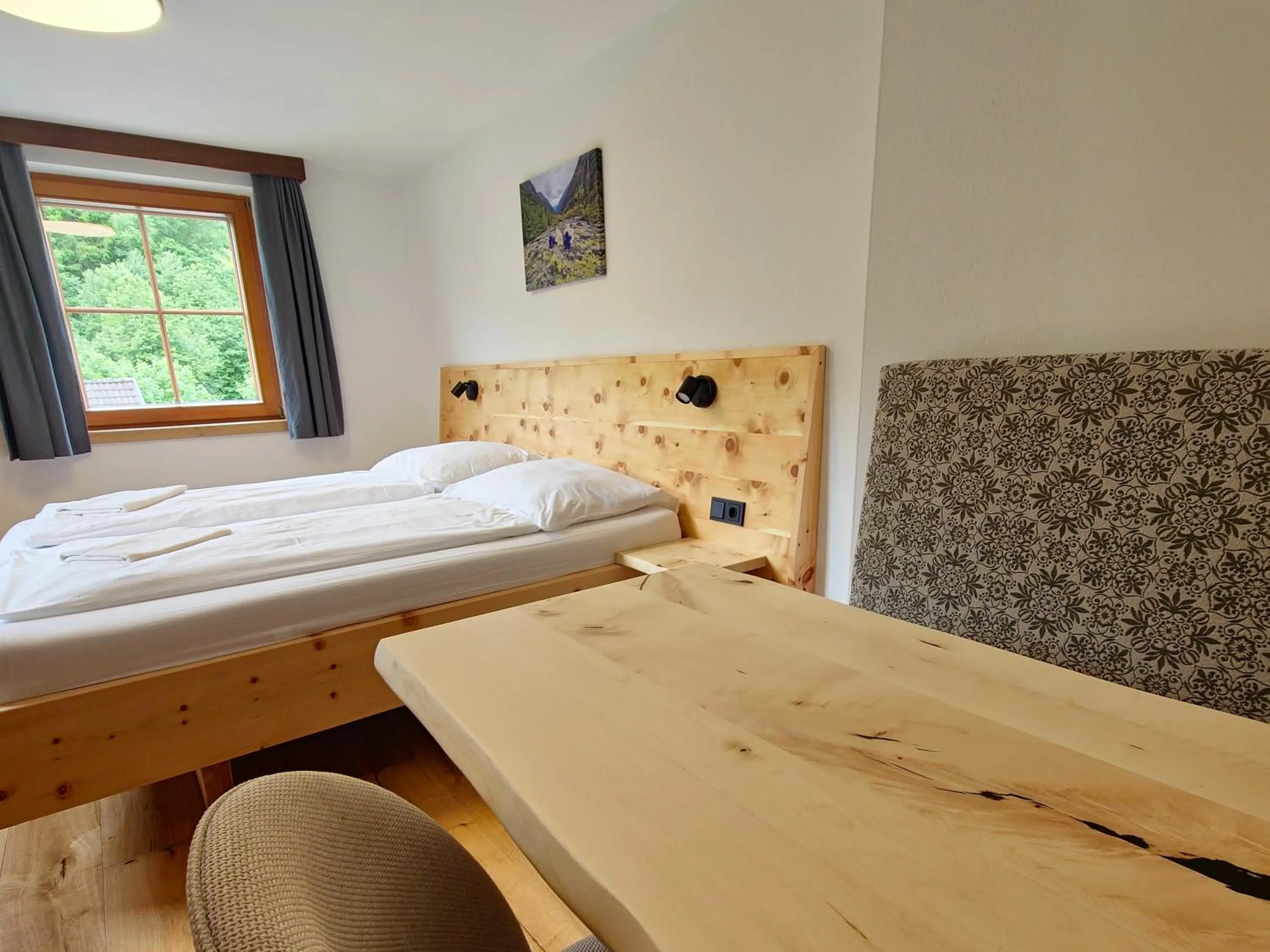 Photo of the whole room, Bed in Landhotel Lacknerhof