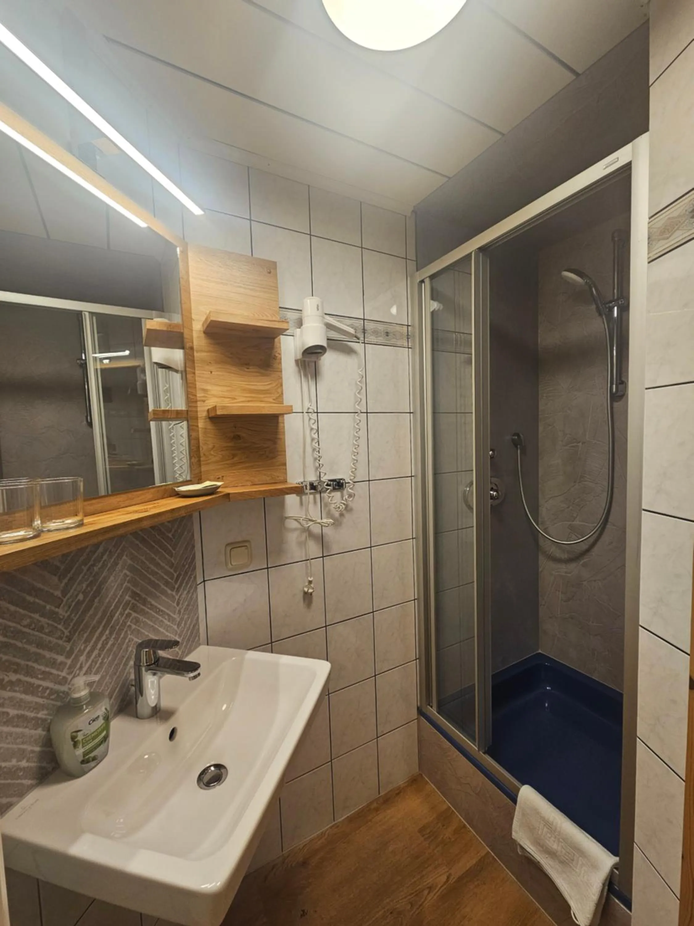 Bathroom in Landhotel Lacknerhof