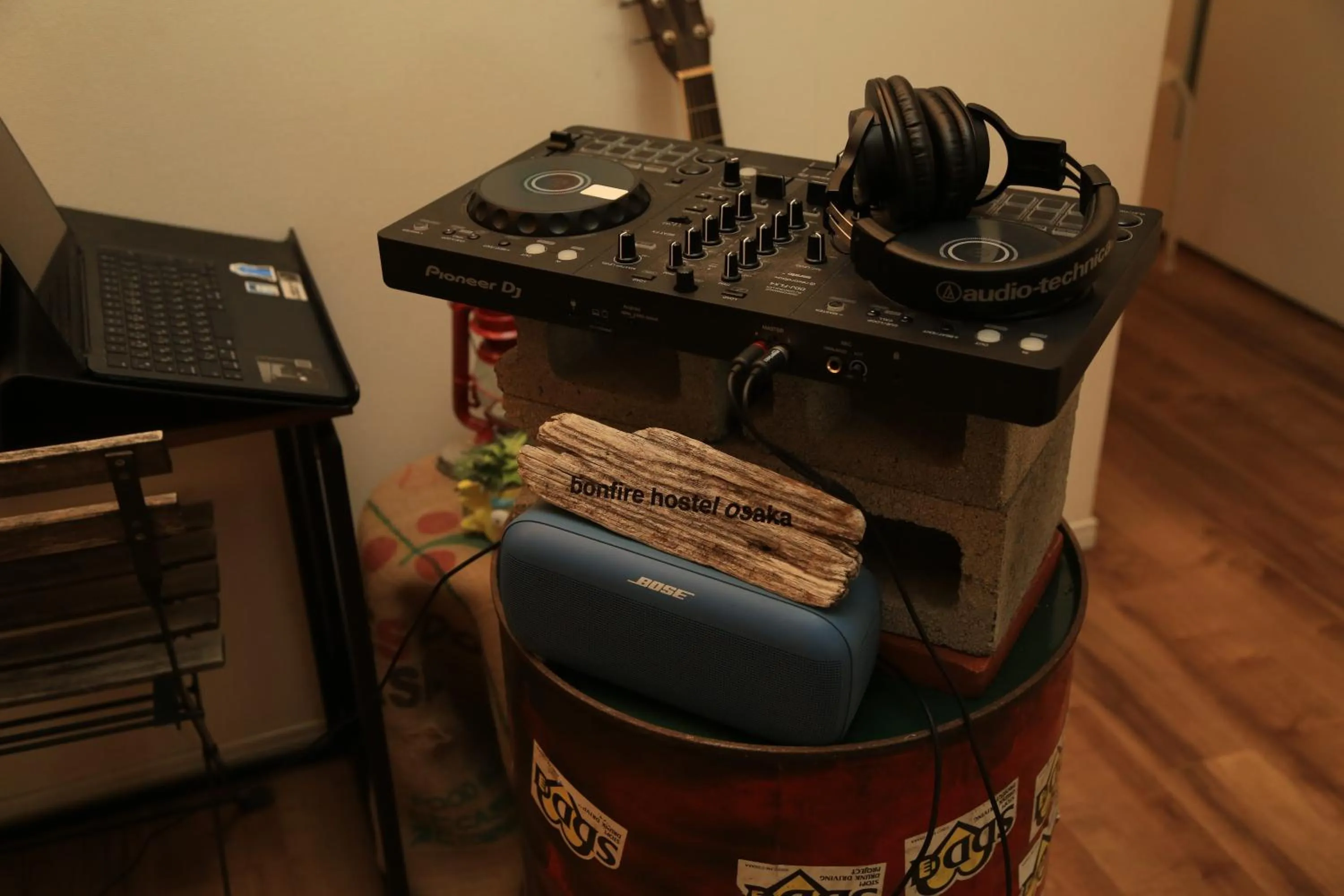 Living room in Bonfire Hostel Osaka