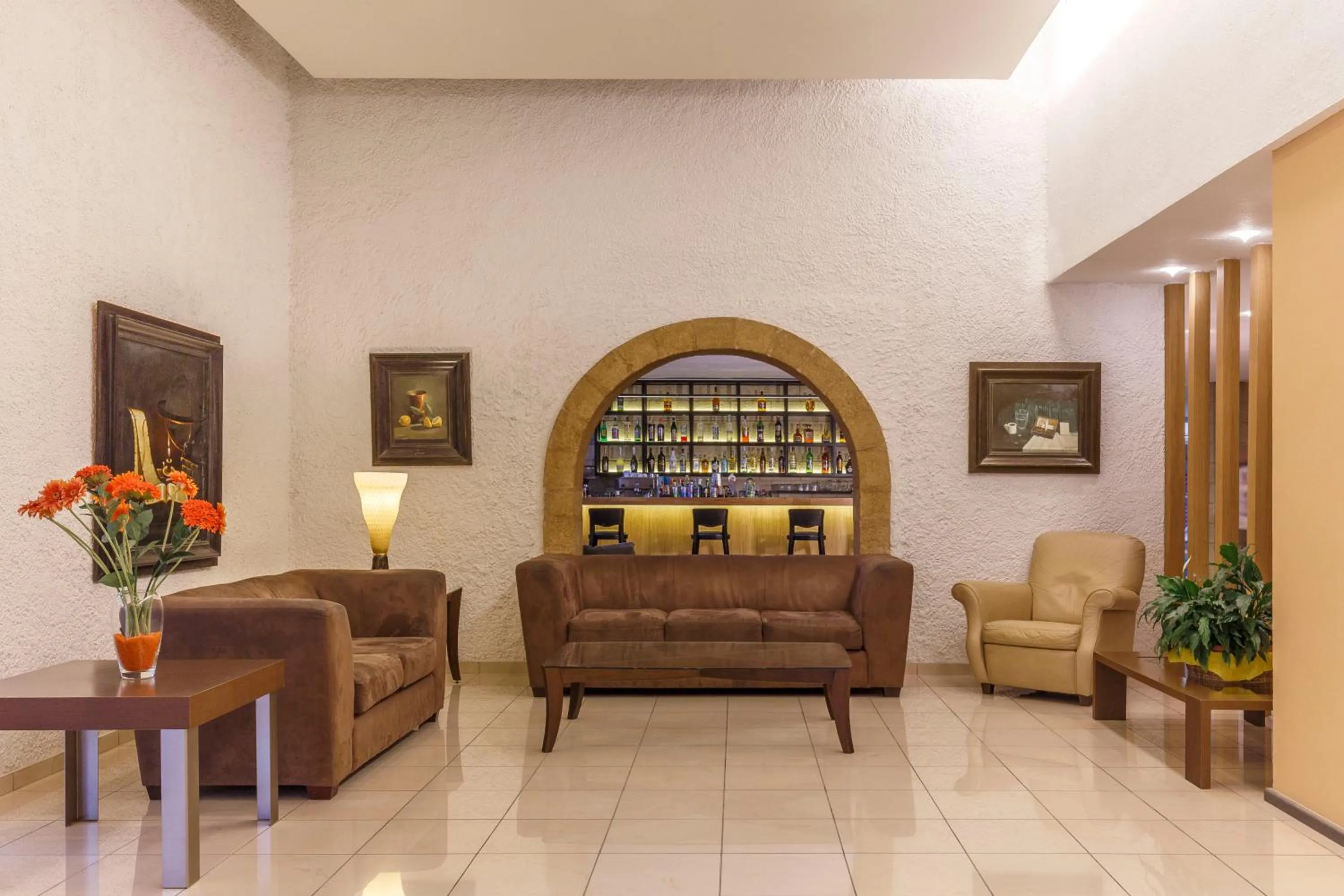 Garden in Athena Hotel