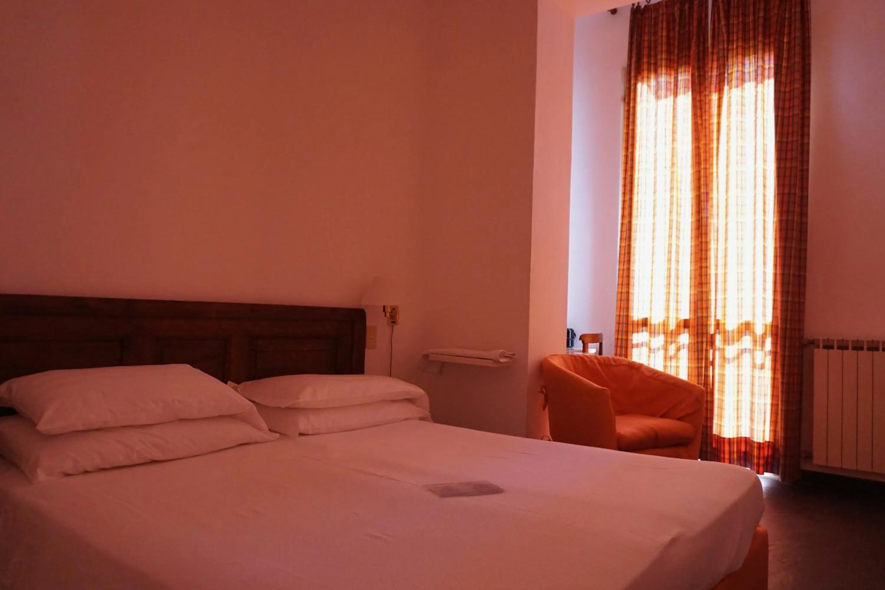 Photo of the whole room, Bed in Hotel Beau Rivage