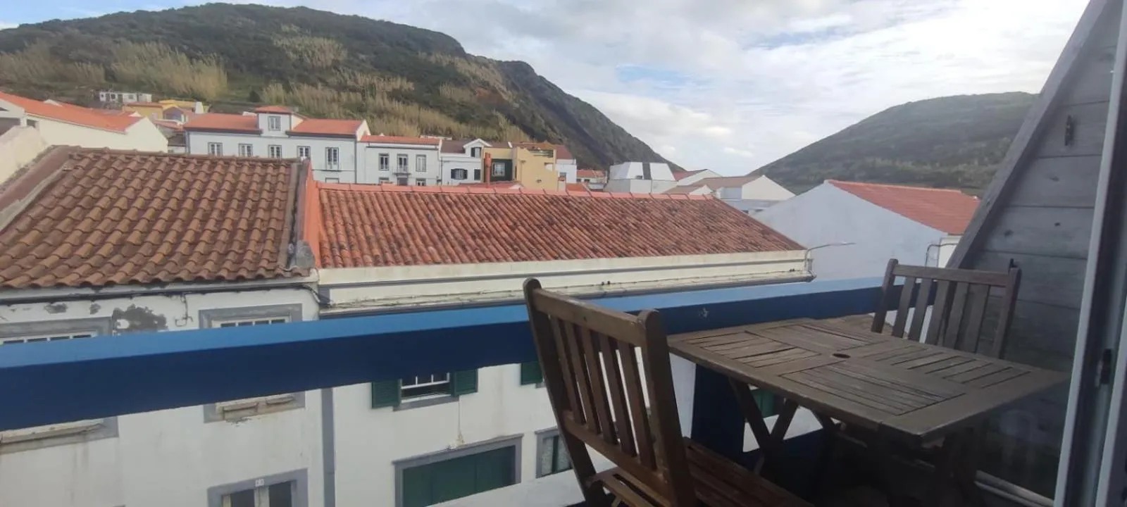 Porto Pim Guest House