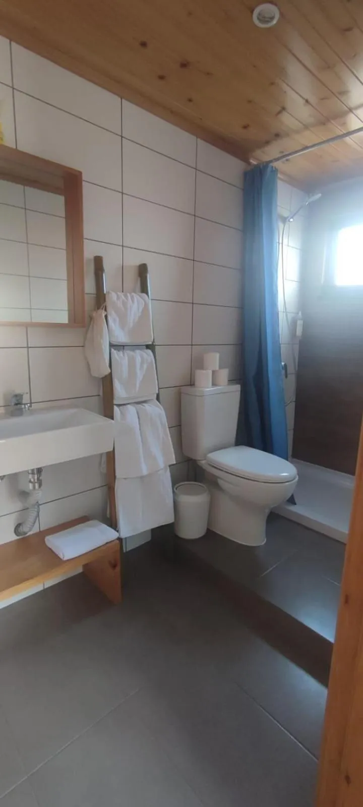 Porto Pim Guest House