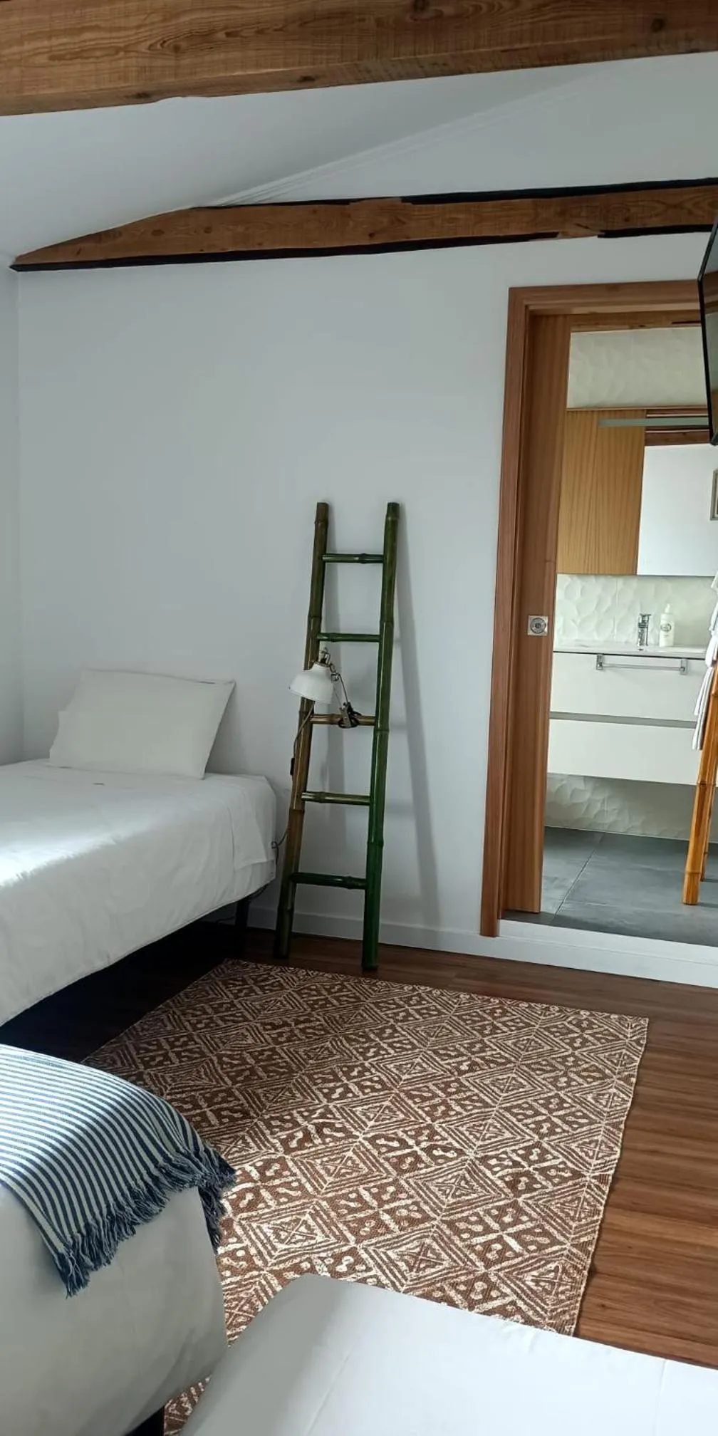 Bed in Porto Pim Guest House