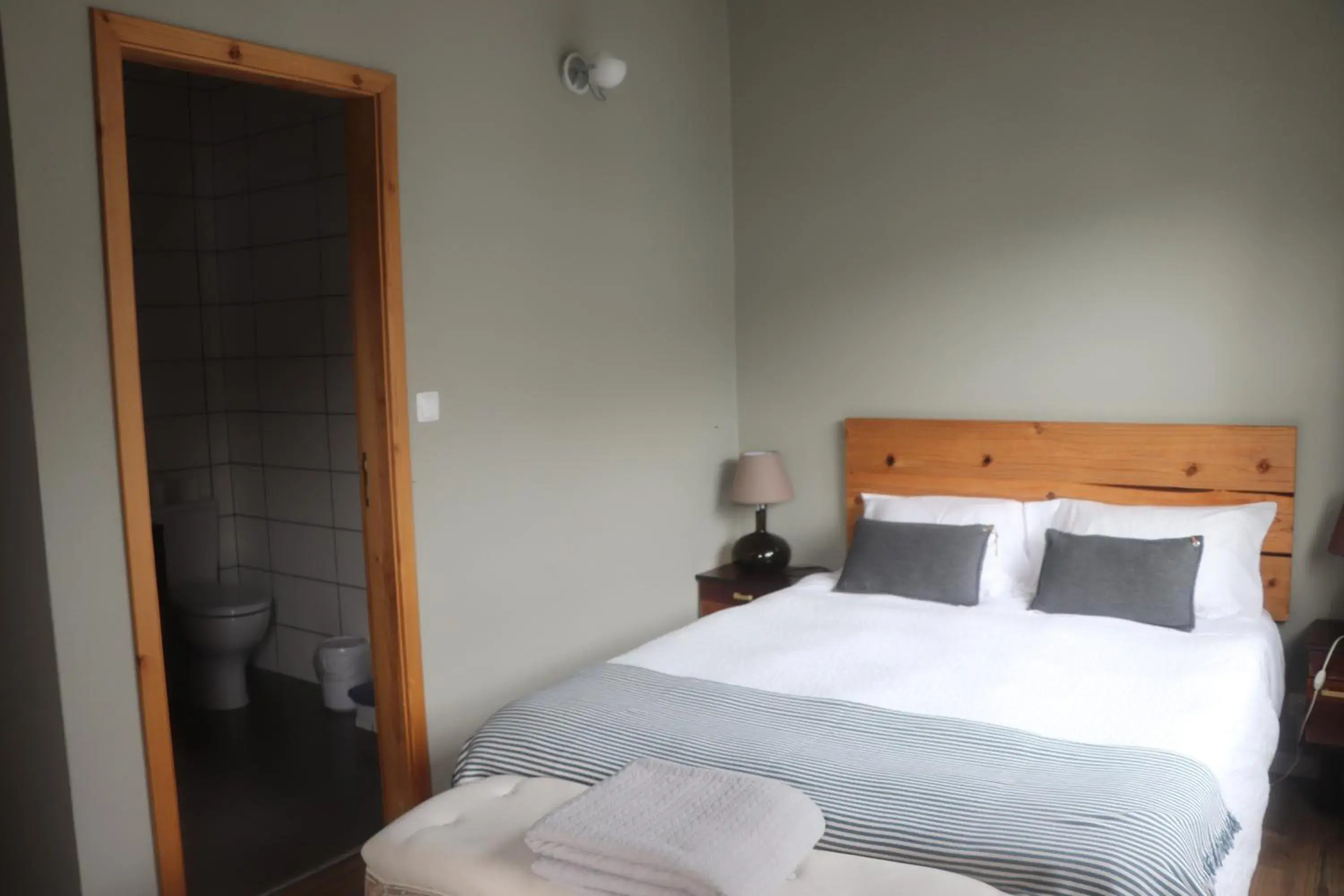 Double Room with Balcony and Sea View in Porto Pim Guest House Double Room with Balcony and Sea View in Porto Pim Guest House